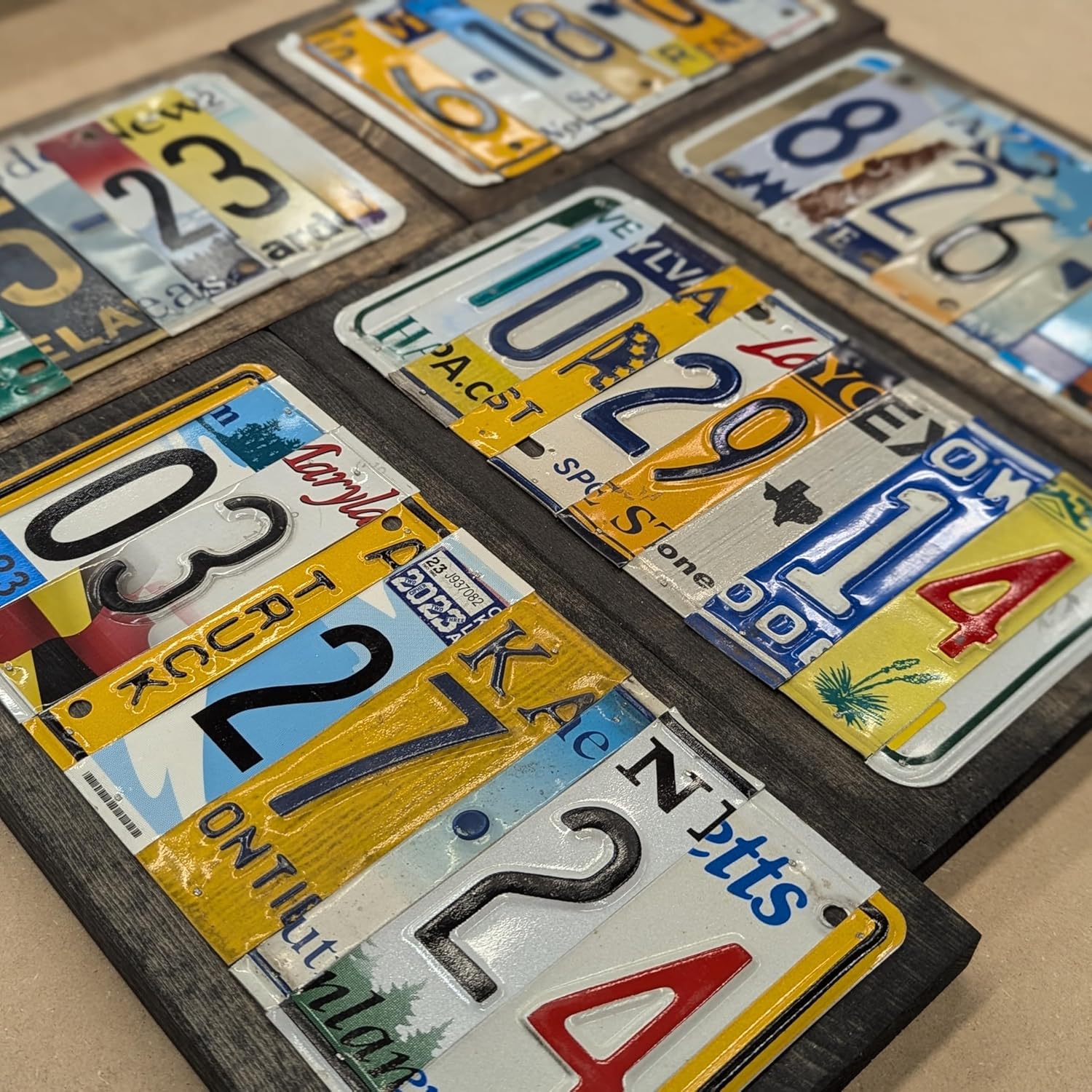 Personalized License Plate Date Sign – Custom Anniversary Sign – Handmade from Real Cut License Plates – Wedding, 10th Anniversary (Tin/Aluminum), Birthday & Special Occasion Décor