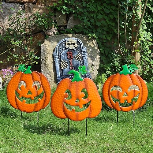 Miniatura 5 de Juegoal Paquete de 3 estacas de jardín de calabaza iluminadas de Halloween, decoración de metal para exteriores, letreros de patio de Halloween con
