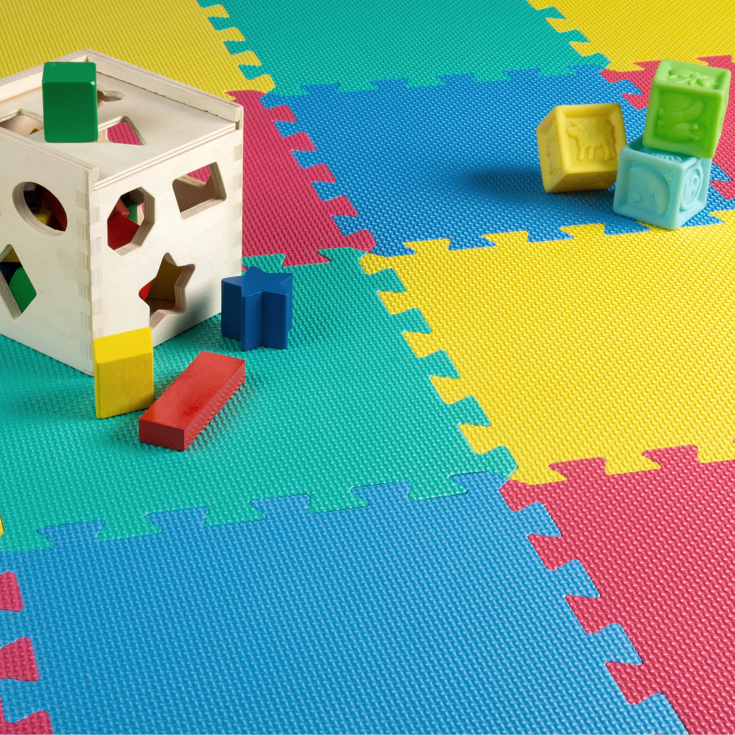 Stalwart - Tapetes entrelazados, 16 piezas, no tóxicas, para ejercicios o juegos para niños pequeños, bebés o niños, acolchado de espuma para gimnasio en casa (multicolor)