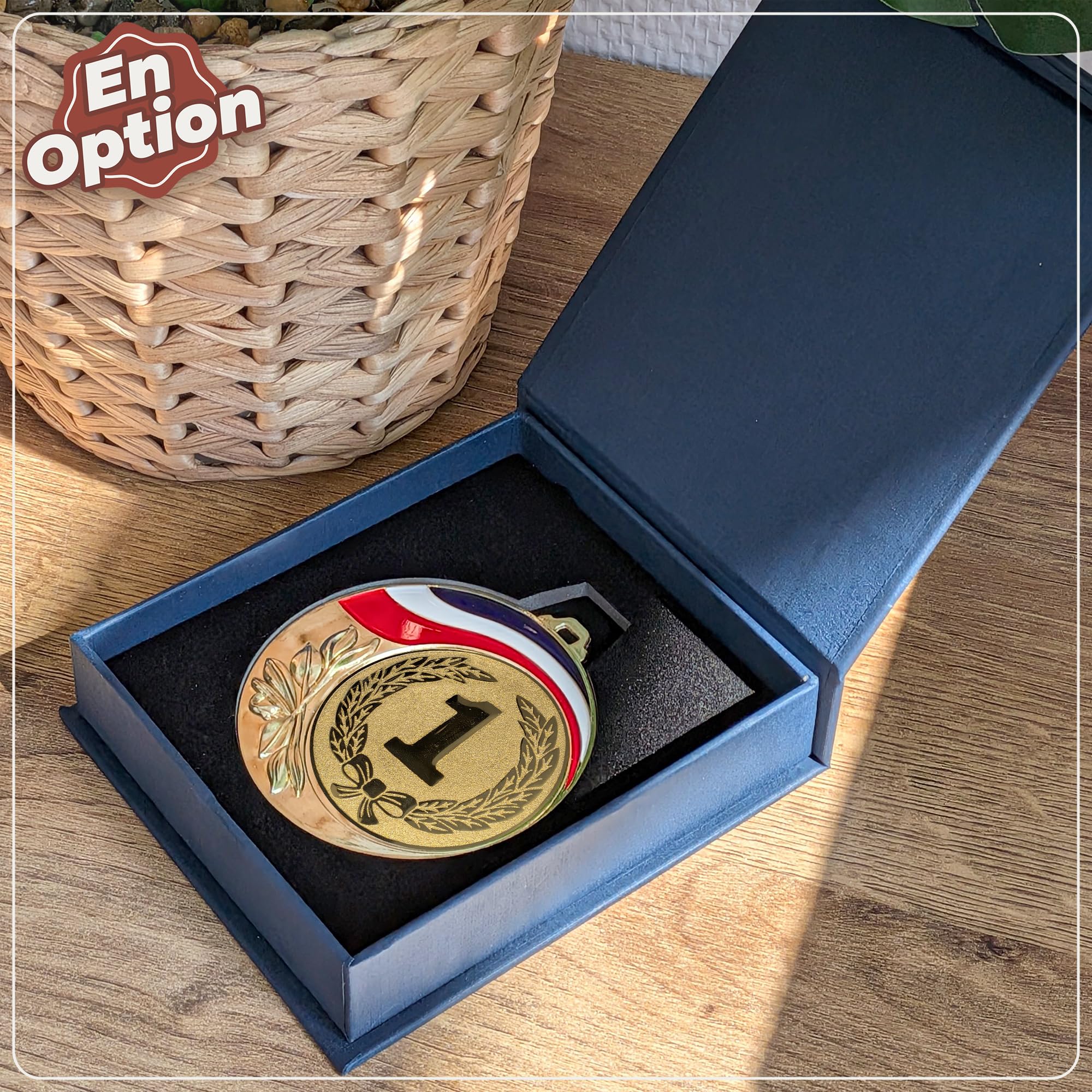 KDO MAGIC Médaille personnalisée - Médaille d'or gravée - Ruban France - 7 cm - Récompense pour Sport, Concours, évènements - Idée Cadeau - Enfant & Adulte - Foot, Basket, Tennis
