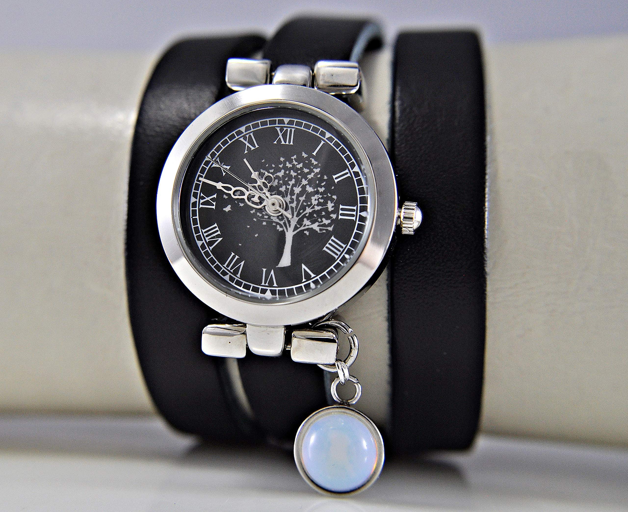 Bezaubernde Damen-Armbanduhr mit Schmetterlingsbaum - Schwarz - Uhr - Silber - Edelstein - Opal - Geschenk für Sie - Schmuck-Geschenk - Handmade Geschenk - Personalisiert