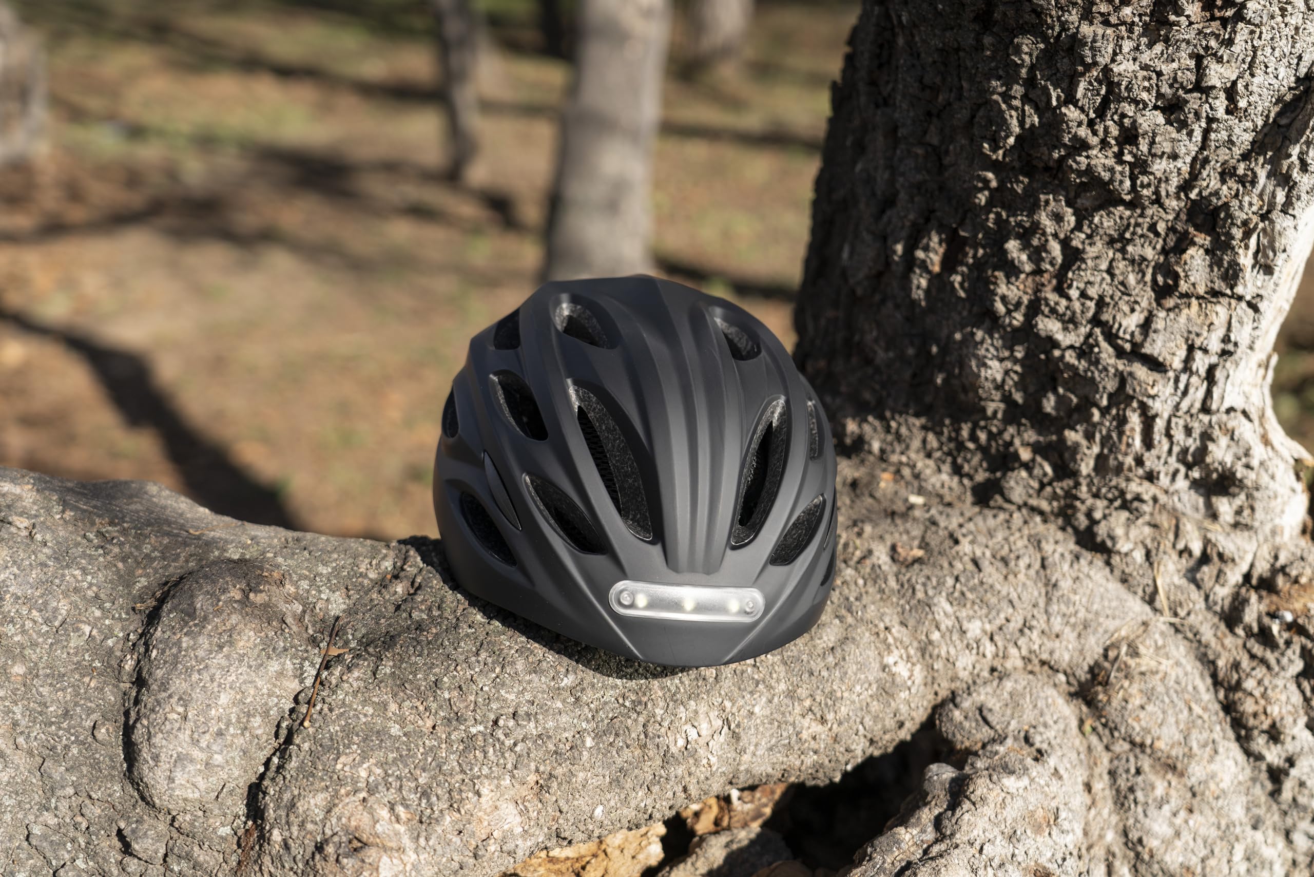 YOUIN Casco Bici Patinete Deportivo para la Cabeza | Luces LED Integradas | Batería Recargable | Ajuste de 52-58 cm | Ideal para Ciclismo Nocturno, Negro, XL, Plástico