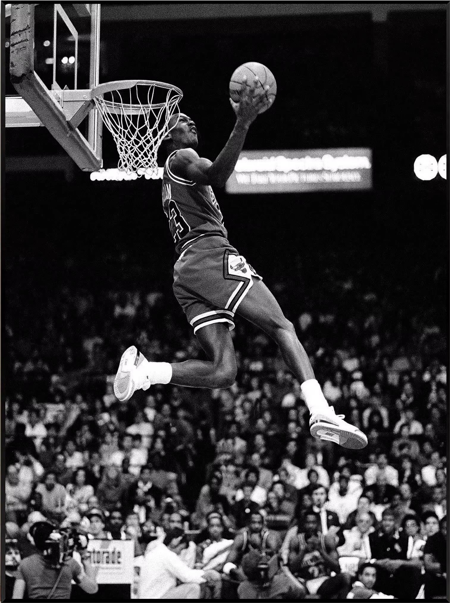 XIANGPEIFBH Black and White Basketball Star Classic Action Poster and Picture Layup Wall Art Canvas Painting Home Decor((90x130cm/35x51in)/Unframed)