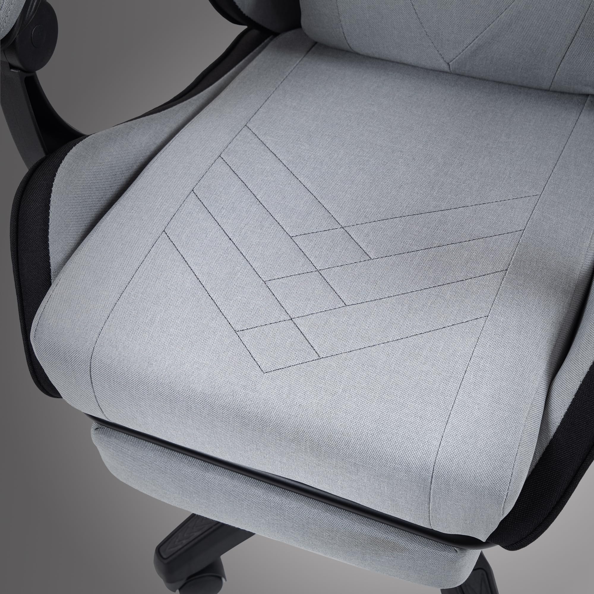 Mars Gaming MGC-X, Ergonomiczny Fotel Gamingowy, Oddychający Materiał, Odchylane Oparcie i Regulowana Wysokość, Dynamiczne Podłokietniki, Poduszka Szyjna i Lędźwiowa, Wysuwanym Podnóżkiem, Czarny