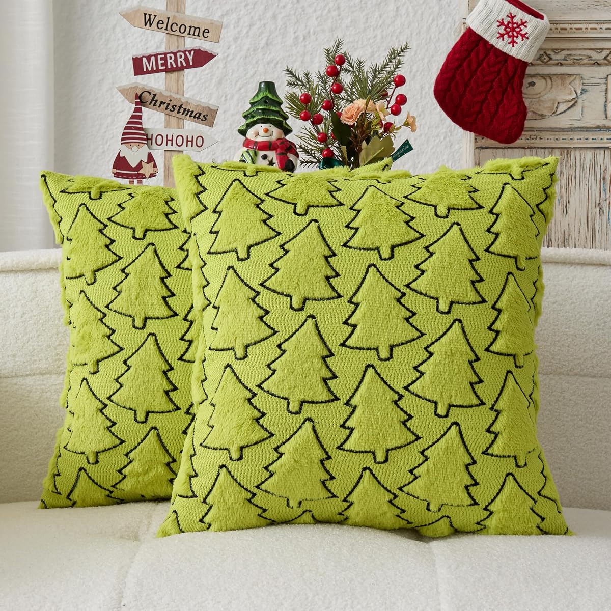 Kevin Textile Fundas de almohada navideñas de 18.0 x 18.0 in, juego de 2 interesantes bordados de árbol de Navidad, fundas de almohada decorativas de piel sintética de felpa suave para sofá, festivales, regalo de Navidad de invierno, verde