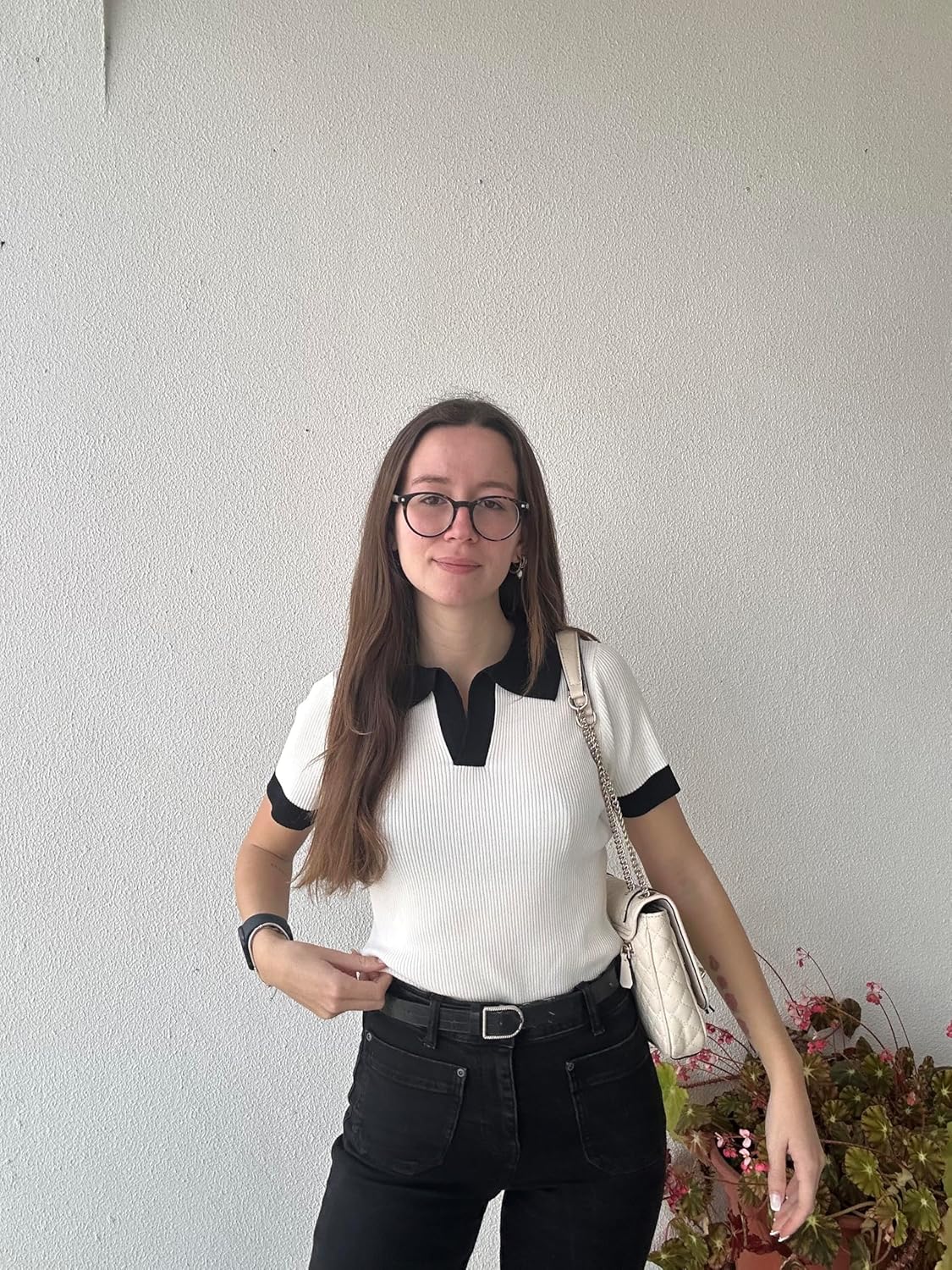 Ivicoer Womens V Neck Sweaters Dressy Casual Short Sleeve Sweater Slim Fit Lightweight Knit Tops - Image 2