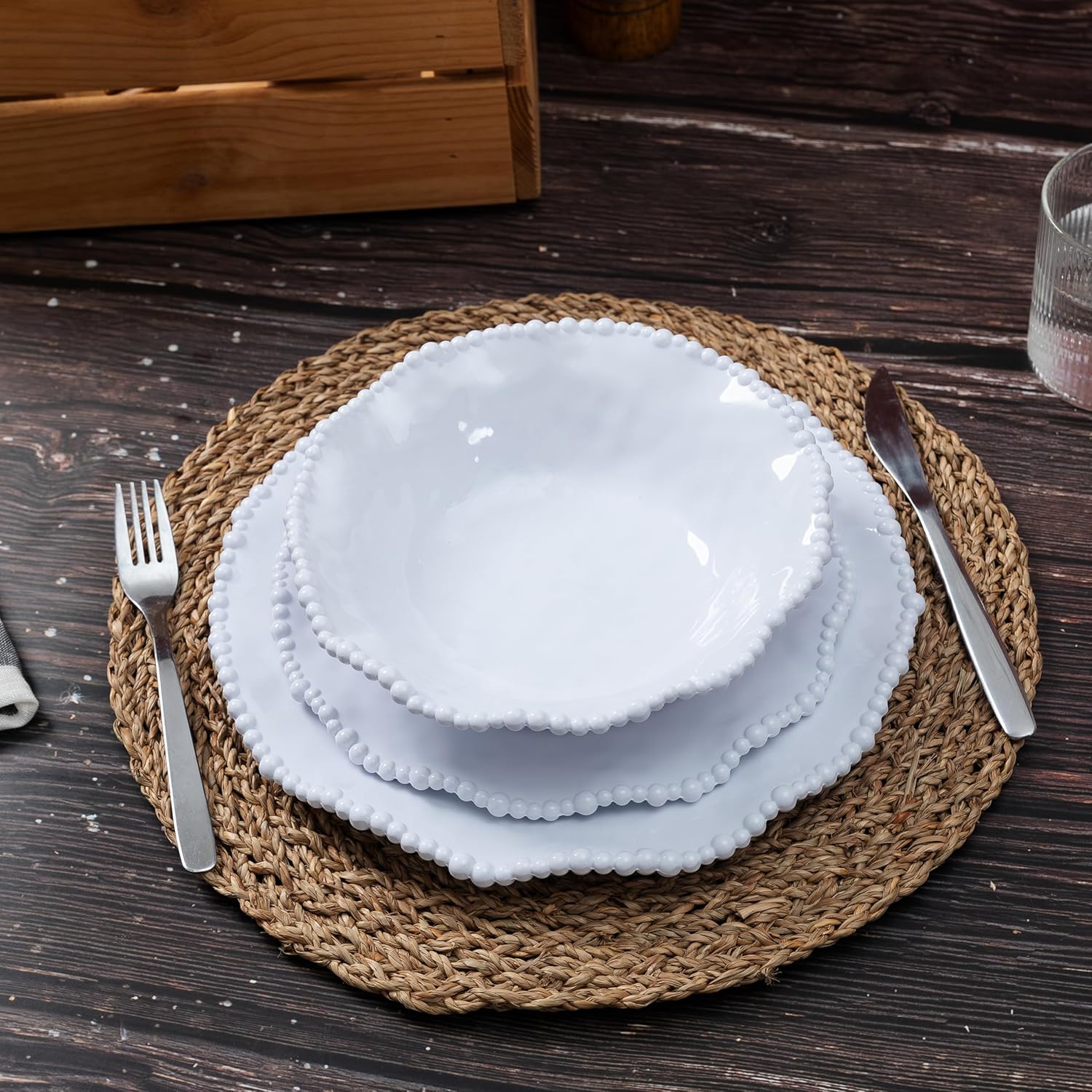 White Beaded Melamine 11 Inch Dinner Plates,Set of 6, Elegant Scalloped Pearl Serving Dishes plate, Unbreakable Dinnerware Dessert/Salad Plates, Dishwasher safe