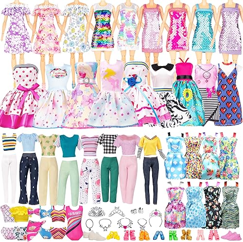 Ropa y accesorios para muñecas 37P - 4 vestidos, 5 faldas, 3 tops, 3 pantalones, 3 trajes de baño, 10 zapatos, 9 accesorios para niñas