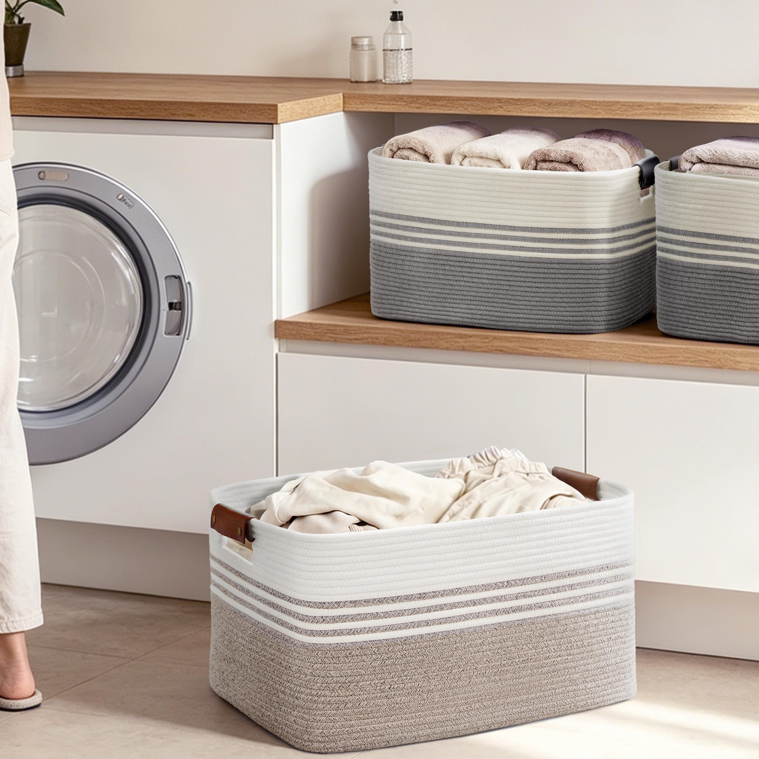 Grand panier à linge tressé en corde de coton, 100L avec anses en cuir, pour couvertures, vêtements et jouets, adapté à la chambre d'enfant et au salon, 55x43x30 cm, blanc et brun