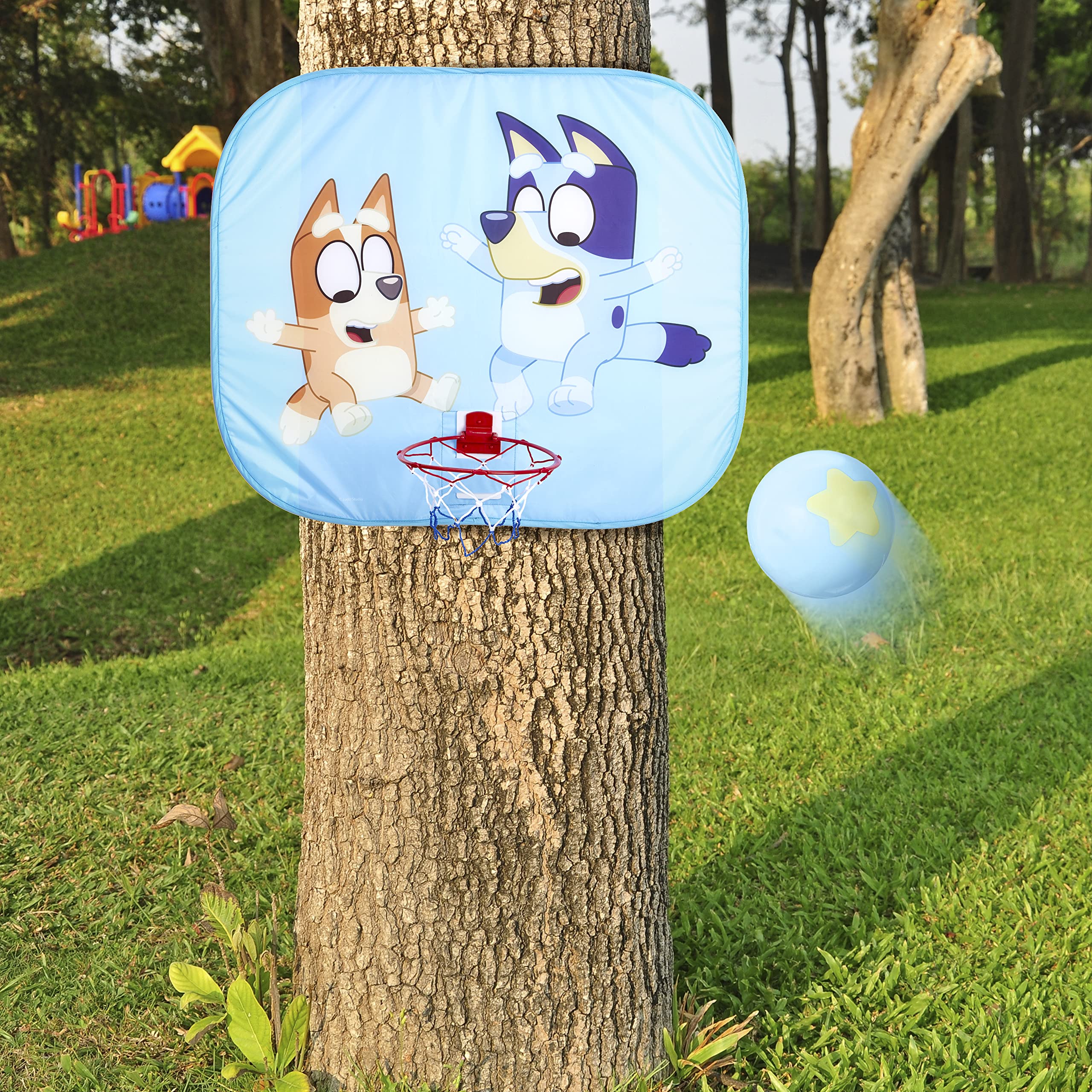 Bluey Juego de Aros de Baloncesto para niños con Baloncesto Inflable para Uso en Interiores y Exteriores