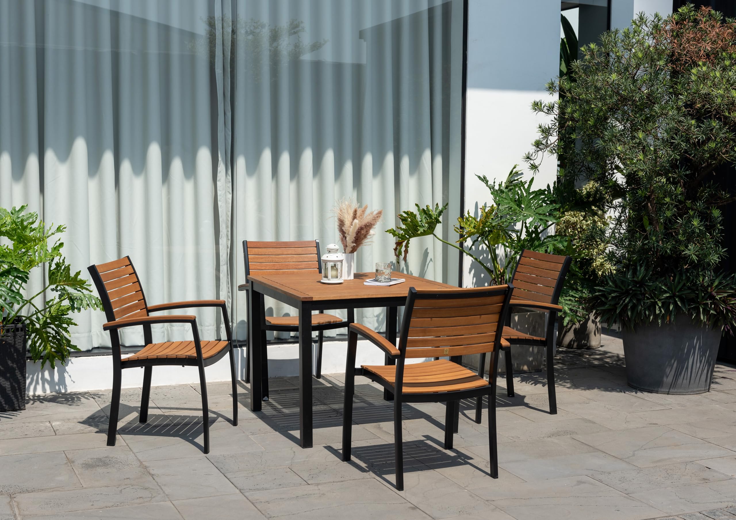 METRO Professional Mesa de Exterior Lynx, Aluminio/Madera de Eucalipto, 90 x 90 cm, Mesa de Bar con Pies Ajustables, Ideal para Terraza y Jardín, Marrón/Negro