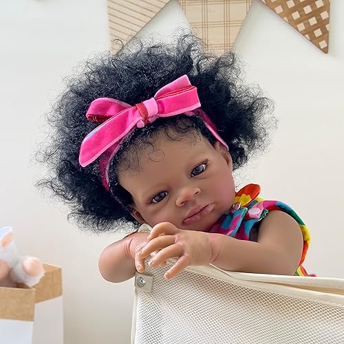 Miniatura 6 de cosheng Reborn - Muñecas negras de 20 pulgadas, muñeca de bebé recién nacida realista de silicona para niños pequeños afroamericanos con ropa y
