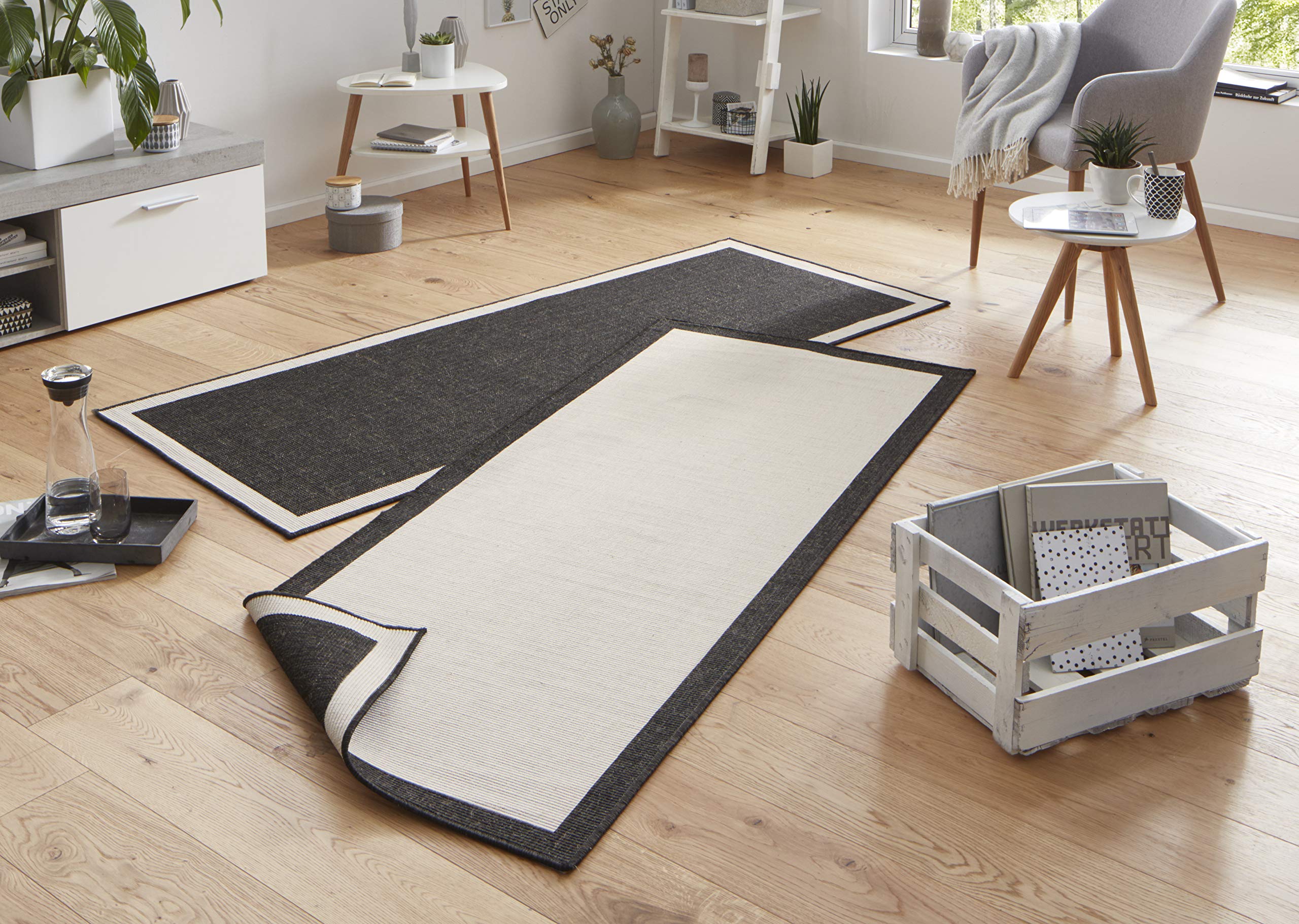 NORTHRUGS In- und Outdoor Teppich Panama 80x350cm - Wendeteppich Wetterfest Modernes Uni Design mit Bordüre Läufer für Balkon Terrasse Garten Wintergarten Wohnzimmerteppich Wasserfest in Schwarz Creme