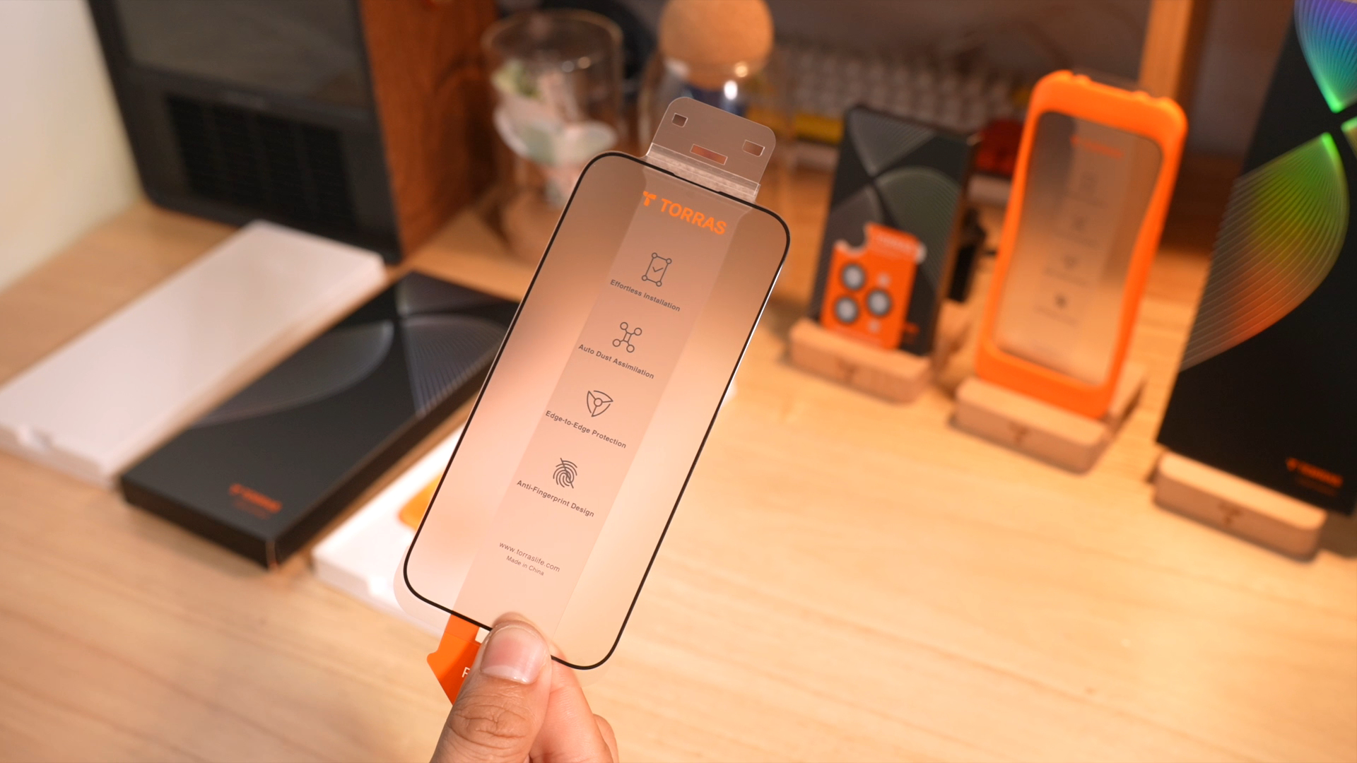 Amazon.co.jp: TORRAS: iPhone 16 Pro 用