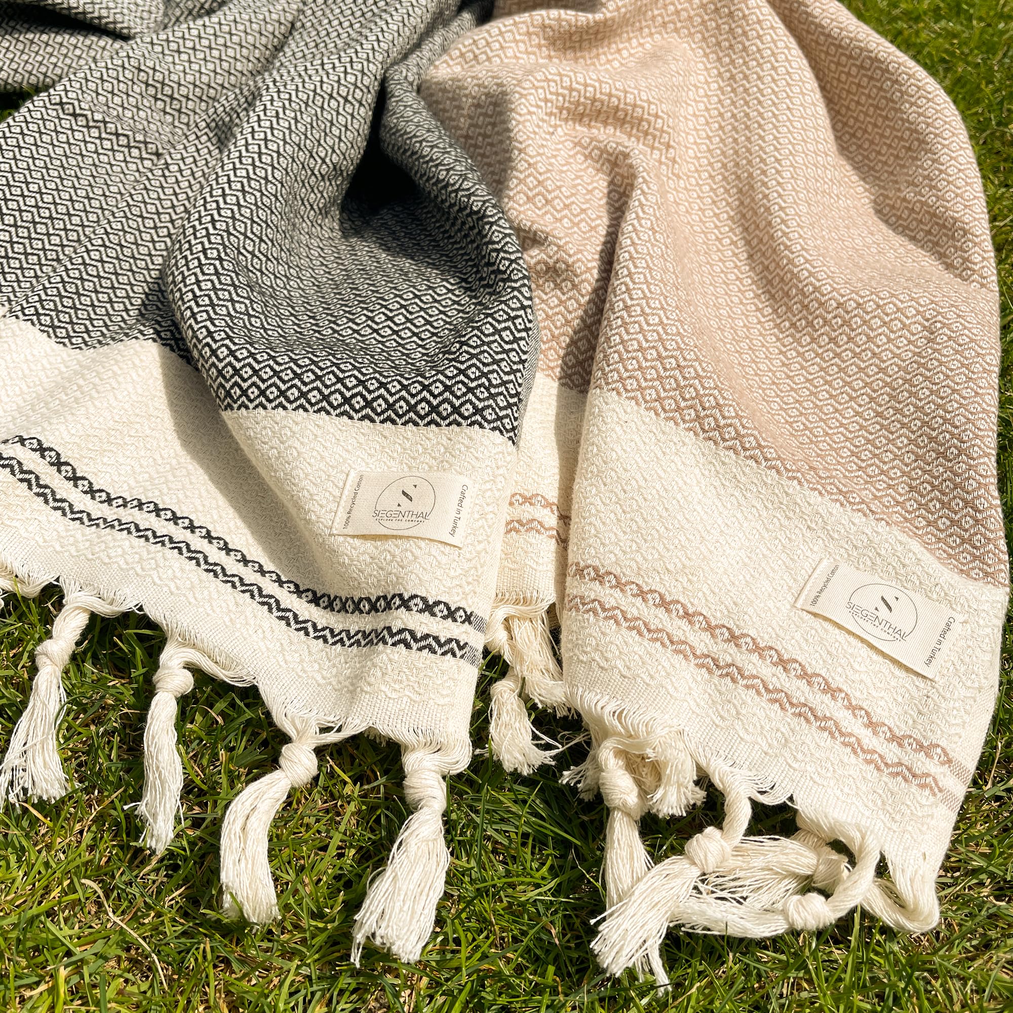 Hamamtuch 2er Pack – Leichtes Strandtuch & Saunatuch aus recycelter Baumwolle – Schnell Trocknend, Groß & Weich – 90cm x 200cm – Ideal für Strand, Sauna, Yoga, Picknick – Beige & Schwarz