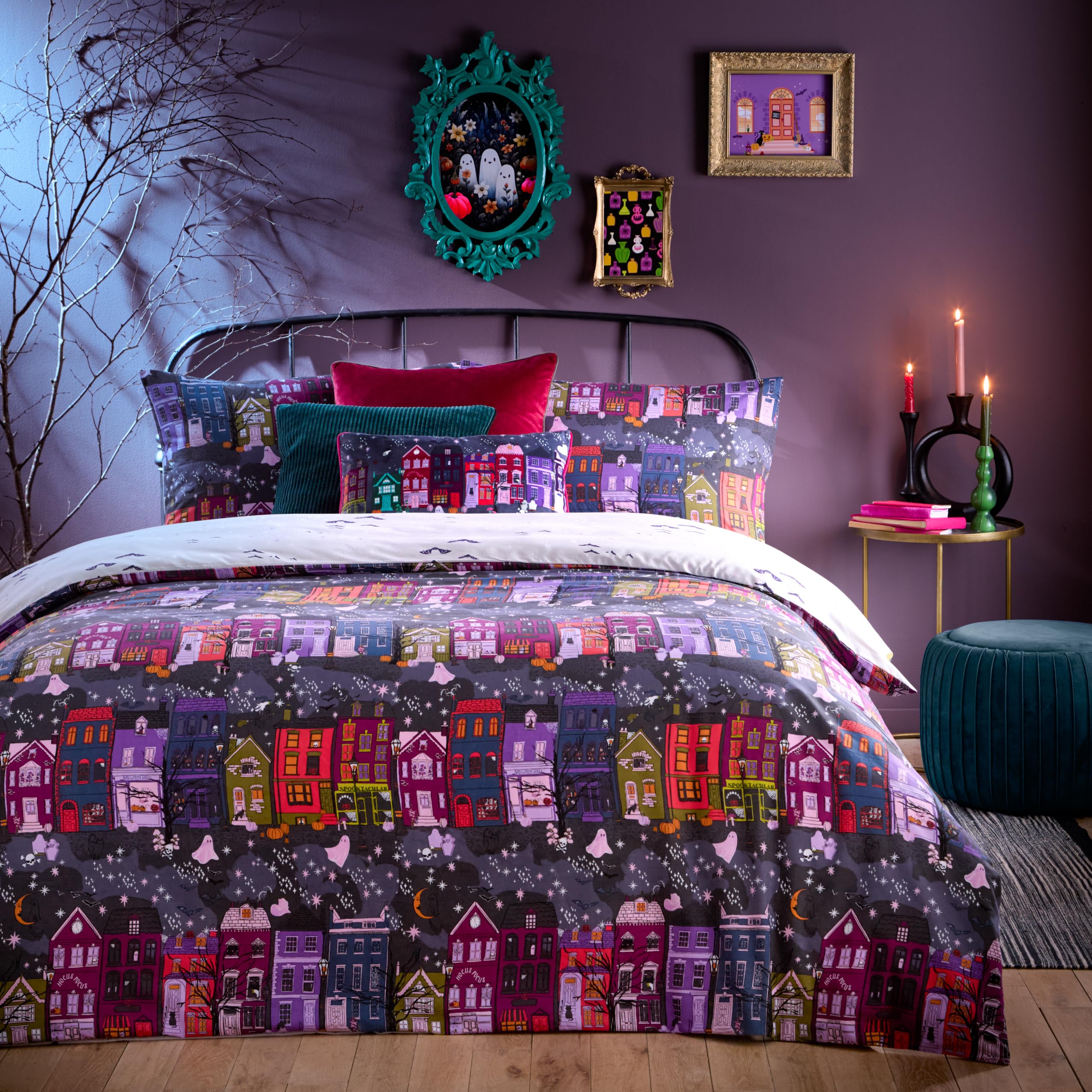 furn. Super King Size Creepy Town Reversible Charcoal Duvet Set - Halloween Themed