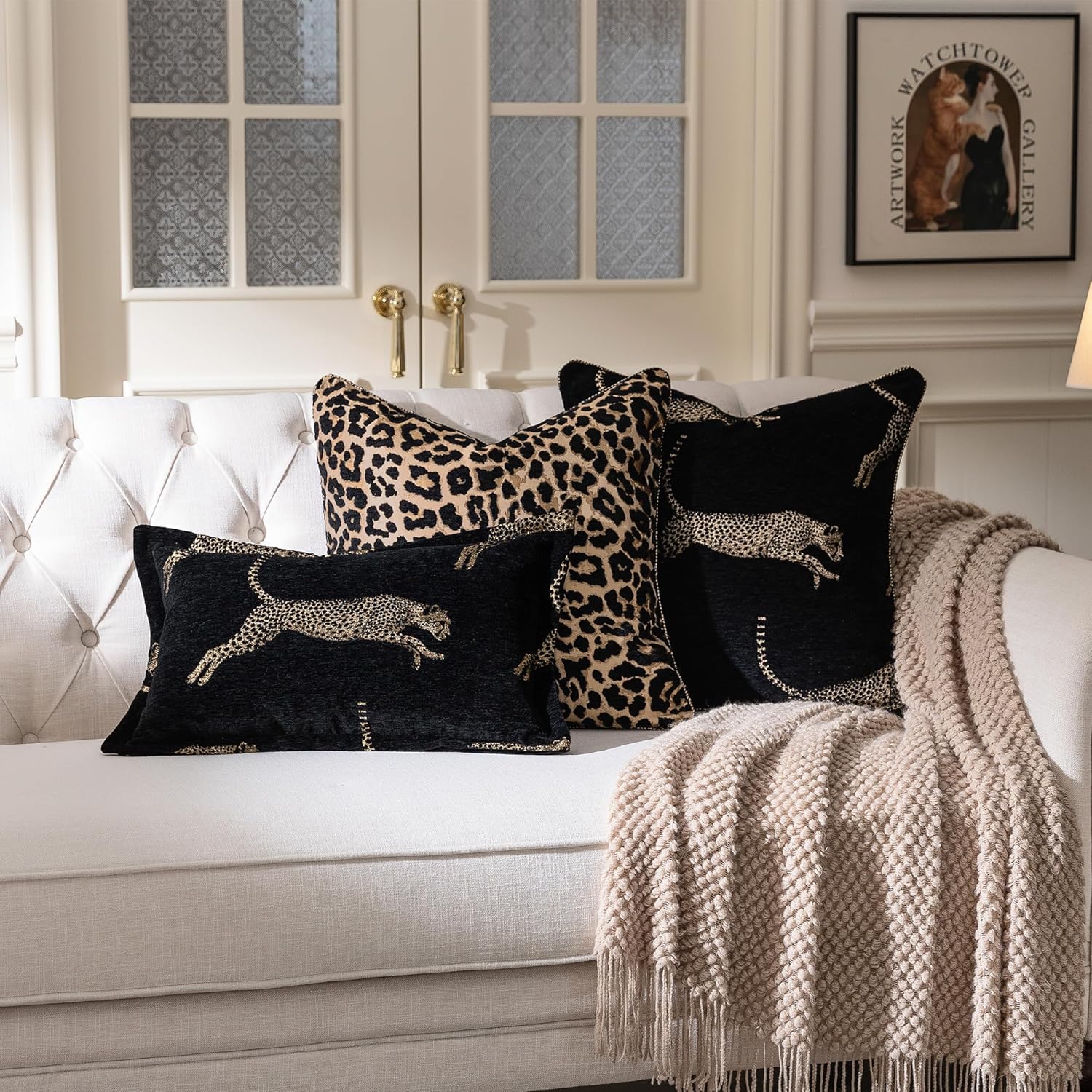 1-Piece Luxury Leopard Chenille Throw Pillow Cover 13 x 20 Inches, Wild Animal Pattern Jacquard Rectangle Lumbar Cushion Covers, Stylish Home Decor Pillow Case for Couch Sofa Bed Living Room