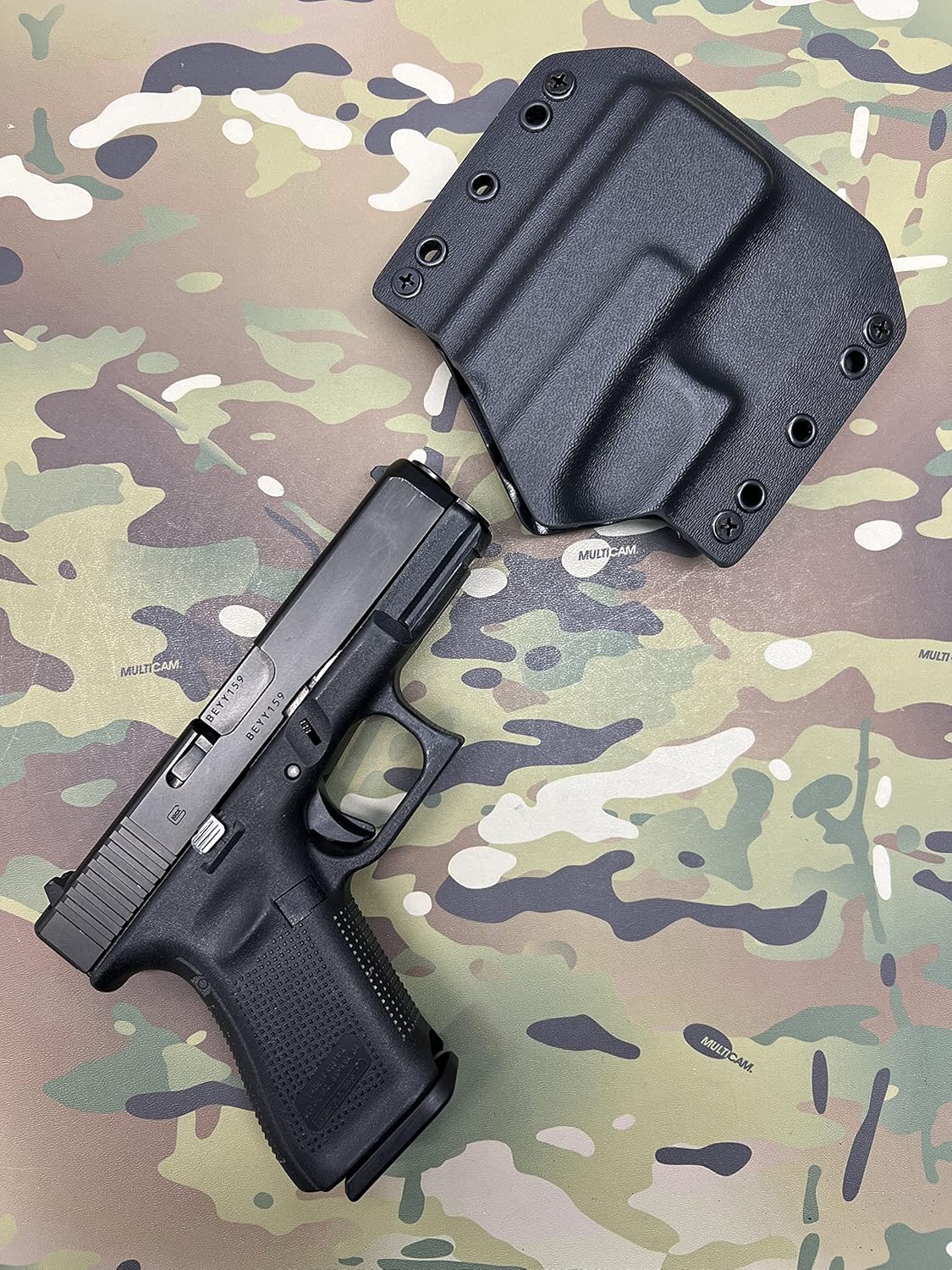 Black Kydex Holster Compatible with Glock 44