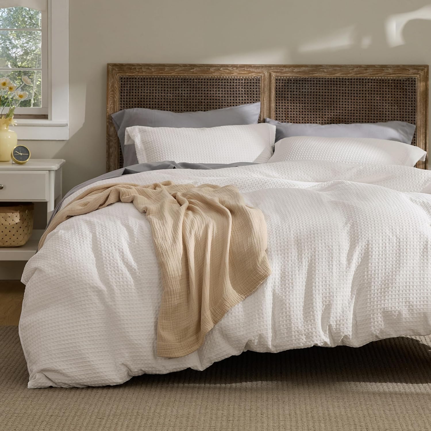 Bedsure Luxury Waffle Duvet Cover Queen Size - Textured Duvet Cover Set, Soft, Breathable Bedding Set (90"x90") with 2 Pillow Shams for All Season, Irovy White, Comforter Not Included