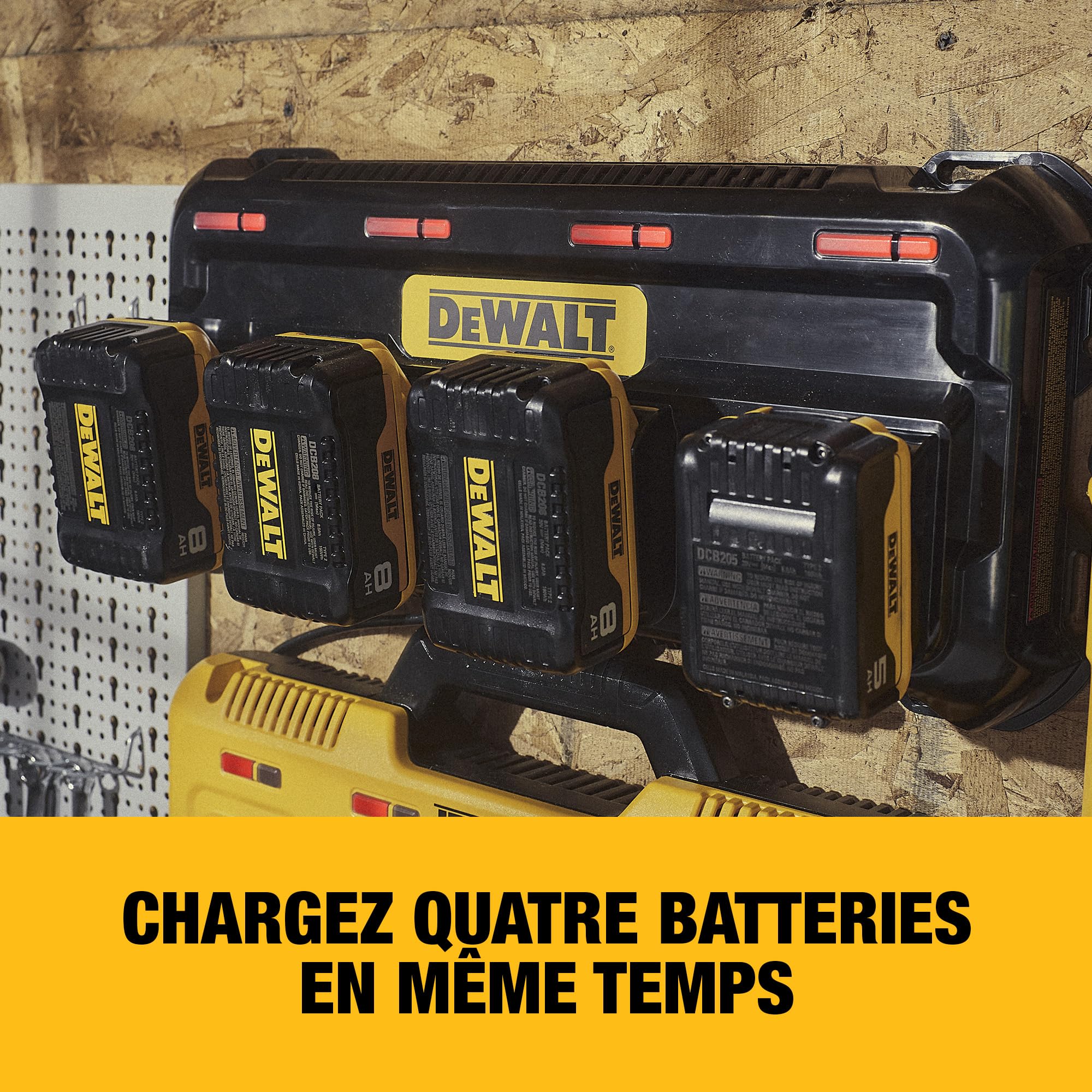 DEWALT XR Chargeur QUADPORT 4A, DCB1404-QW