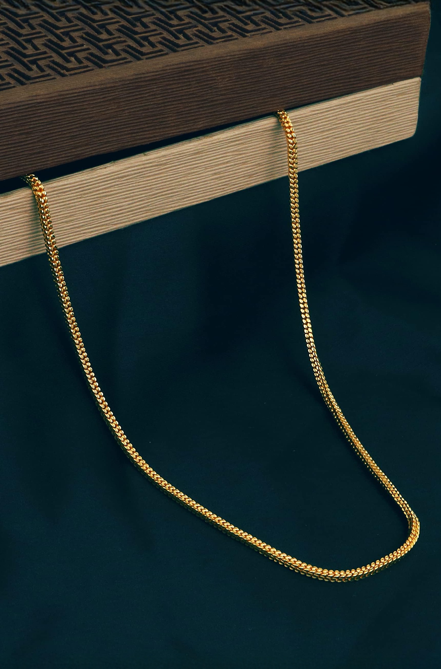 Fashion Frill Designer Golden Chain Thin Light Weighted Gold Plated Gold Chain For Girls Women Men Boys 28 Inches