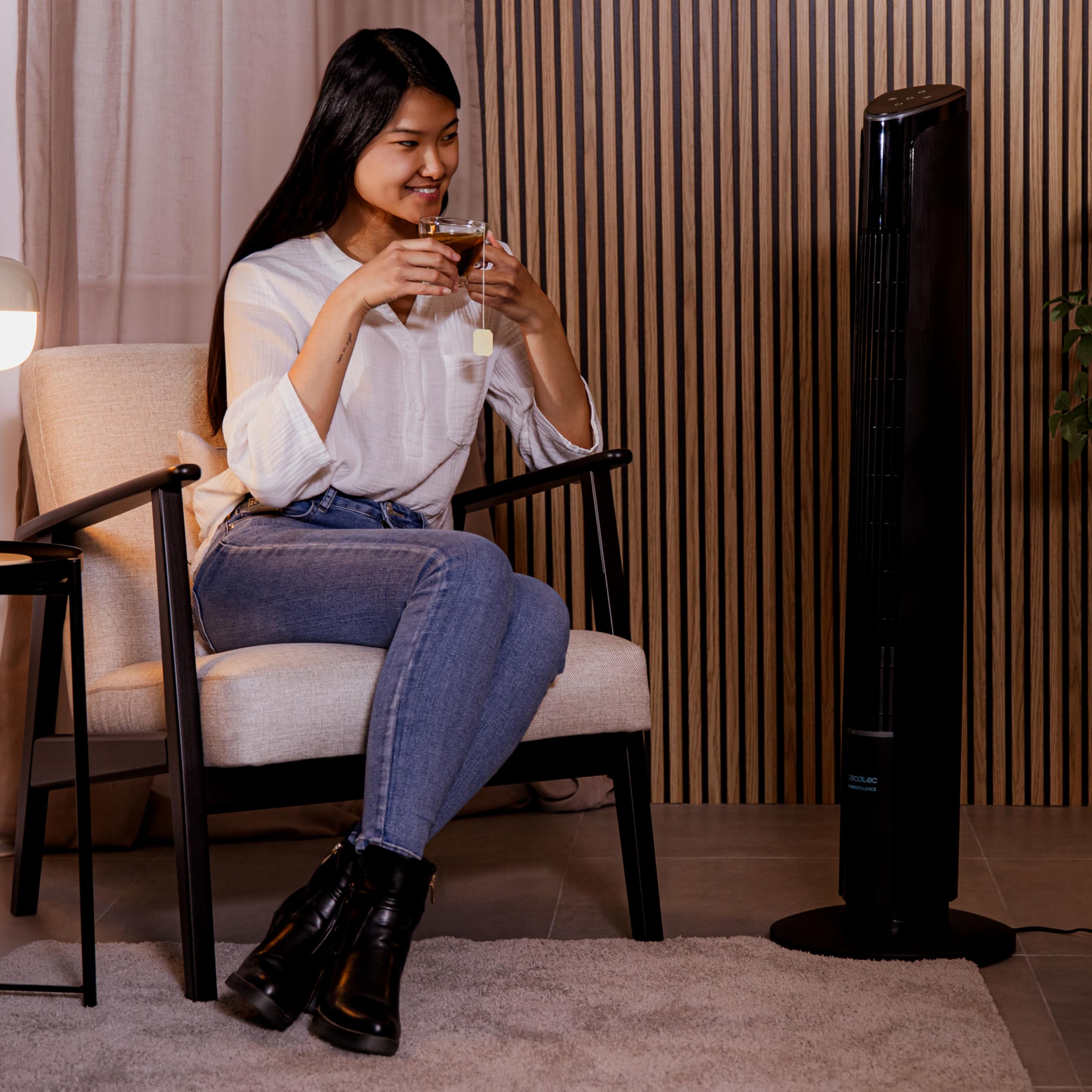 Cecotec Ventilateur Colonne EnergySilence 9250 Skyline Smart Tilt 45 W | 42 Pouces, 3 Vitesses, 4 Modes de Fonctionnement, Minuterie Programmable 12 Heures, Oscillation Automatique 70°
