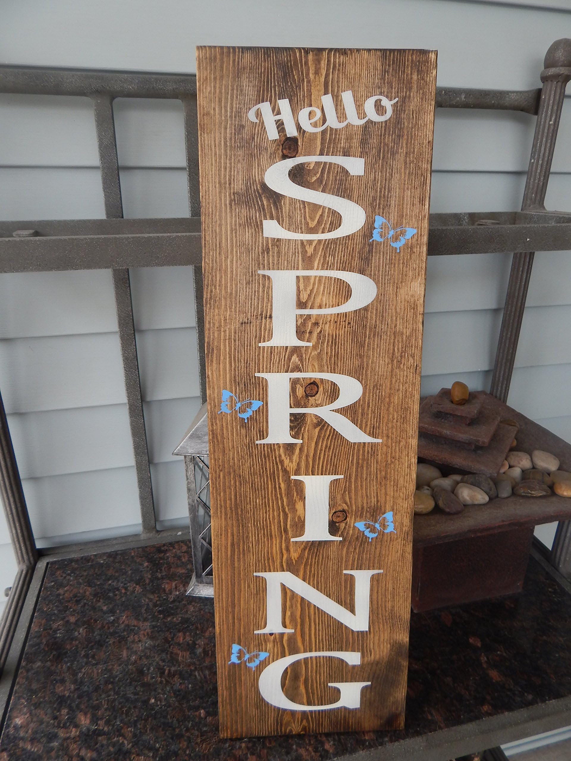 Hello Spring Wooden indoor outdoor sign