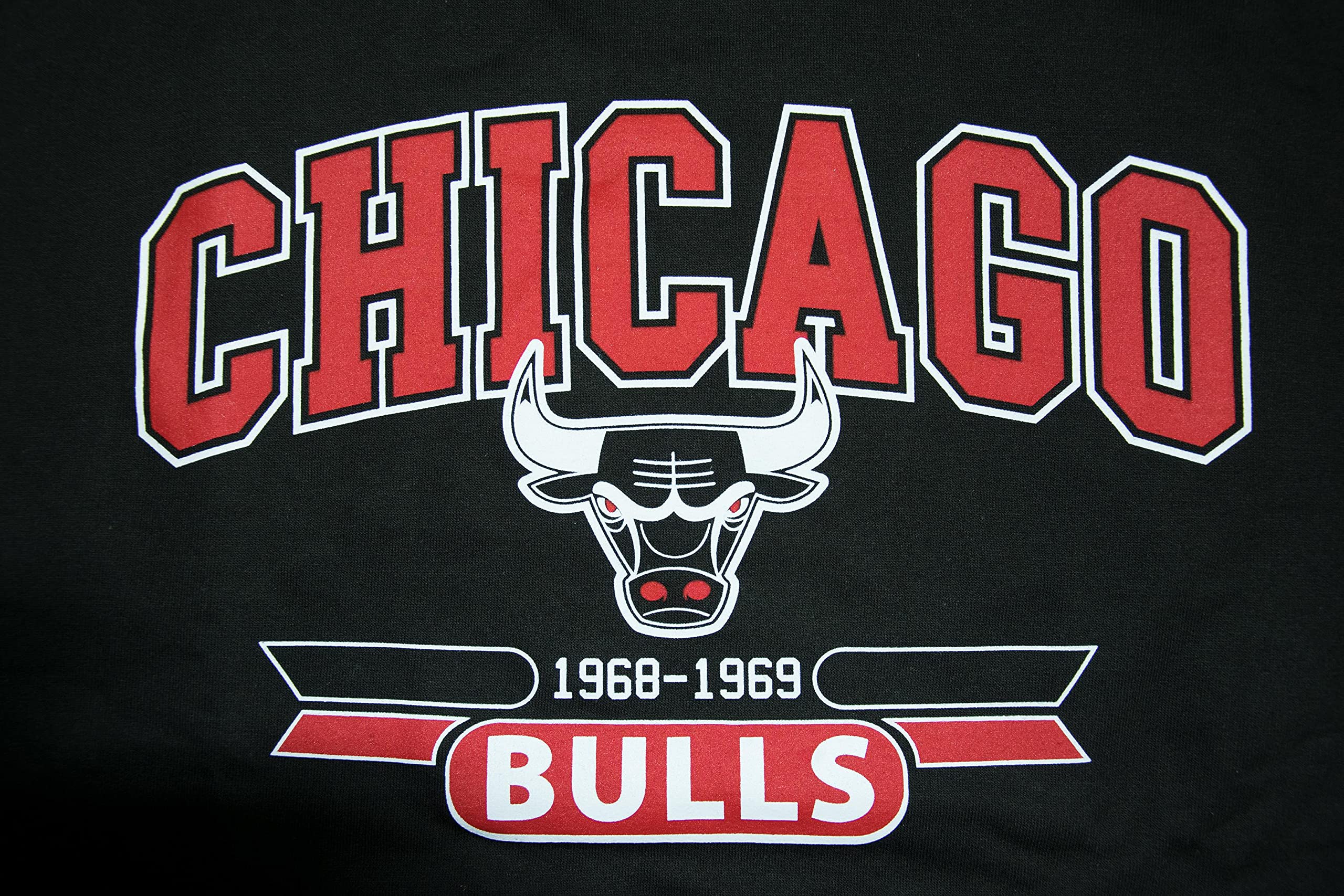 Mitchell & Ness Crew - 3 Point Arch - Chicago Bulls, Black