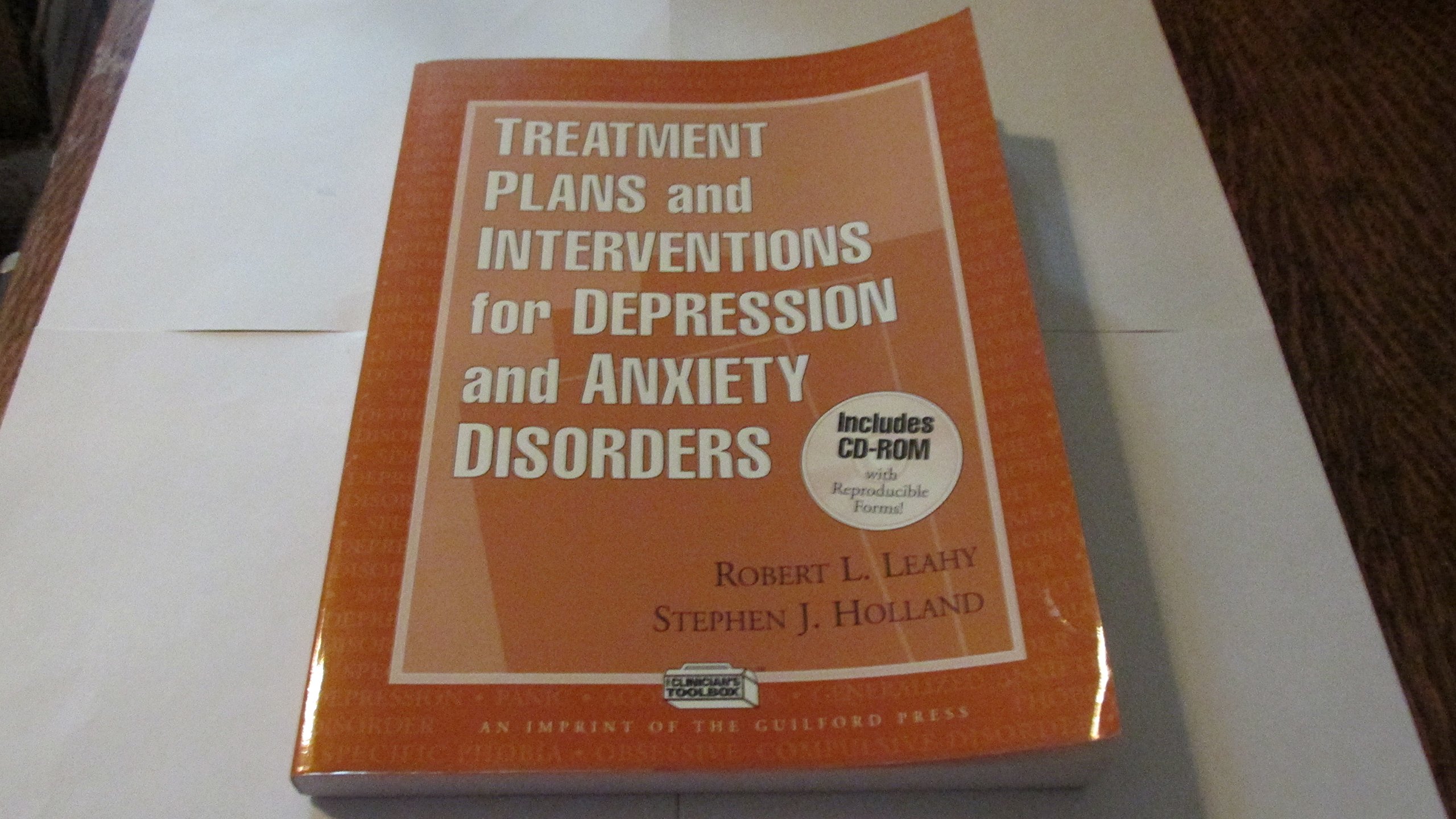 Treatment Plans and Interventions for Depression and Anxiety Disorders, 2e (Treatment Plans and Interventions for Evidence-Based Psychotherapy) Paperback – Import, 20 April 2000