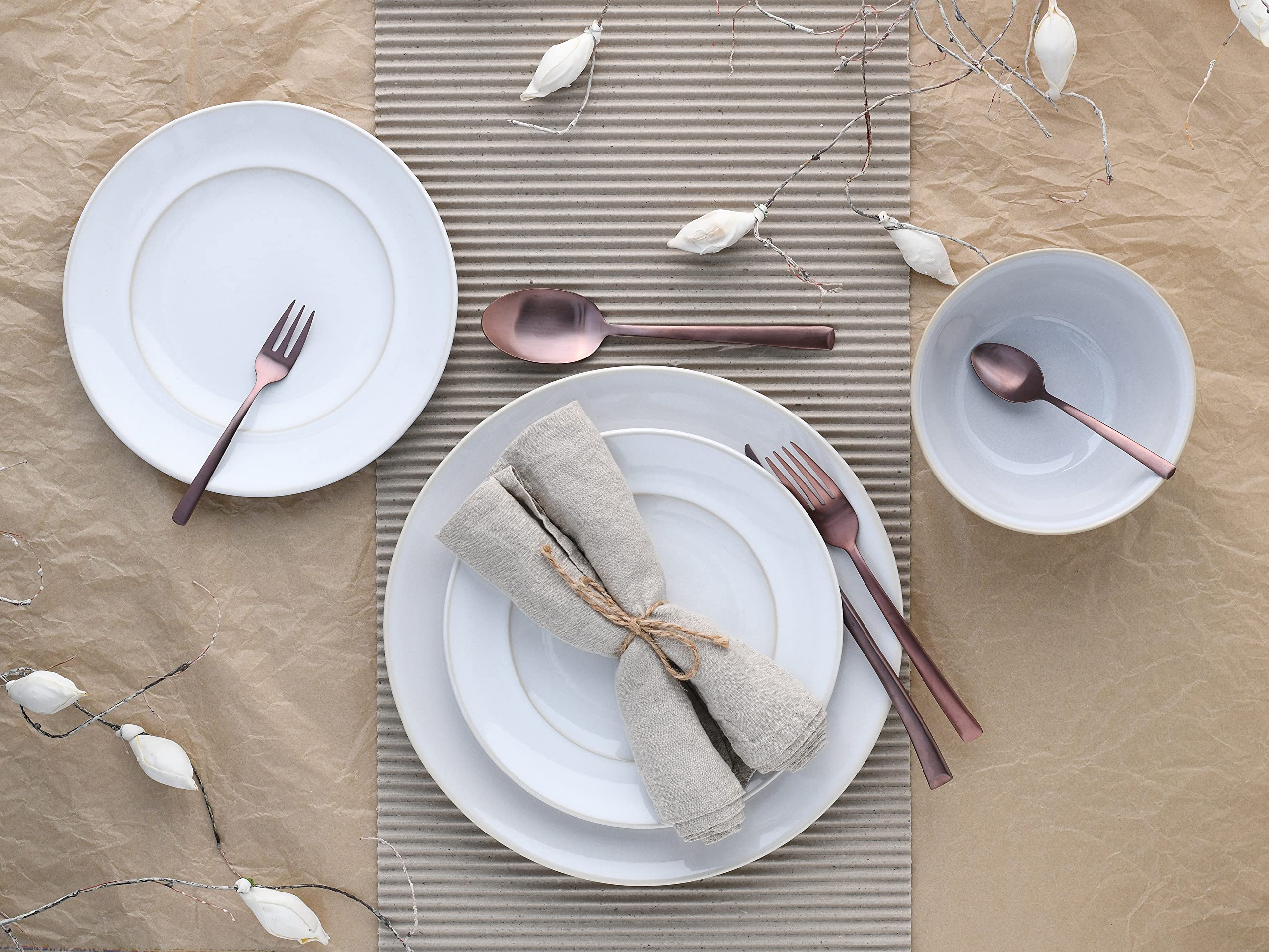 CreaTable, 23670, seria ANTIQUE offwhite, zestaw naczyń, zestaw talerzy 12-częściowy