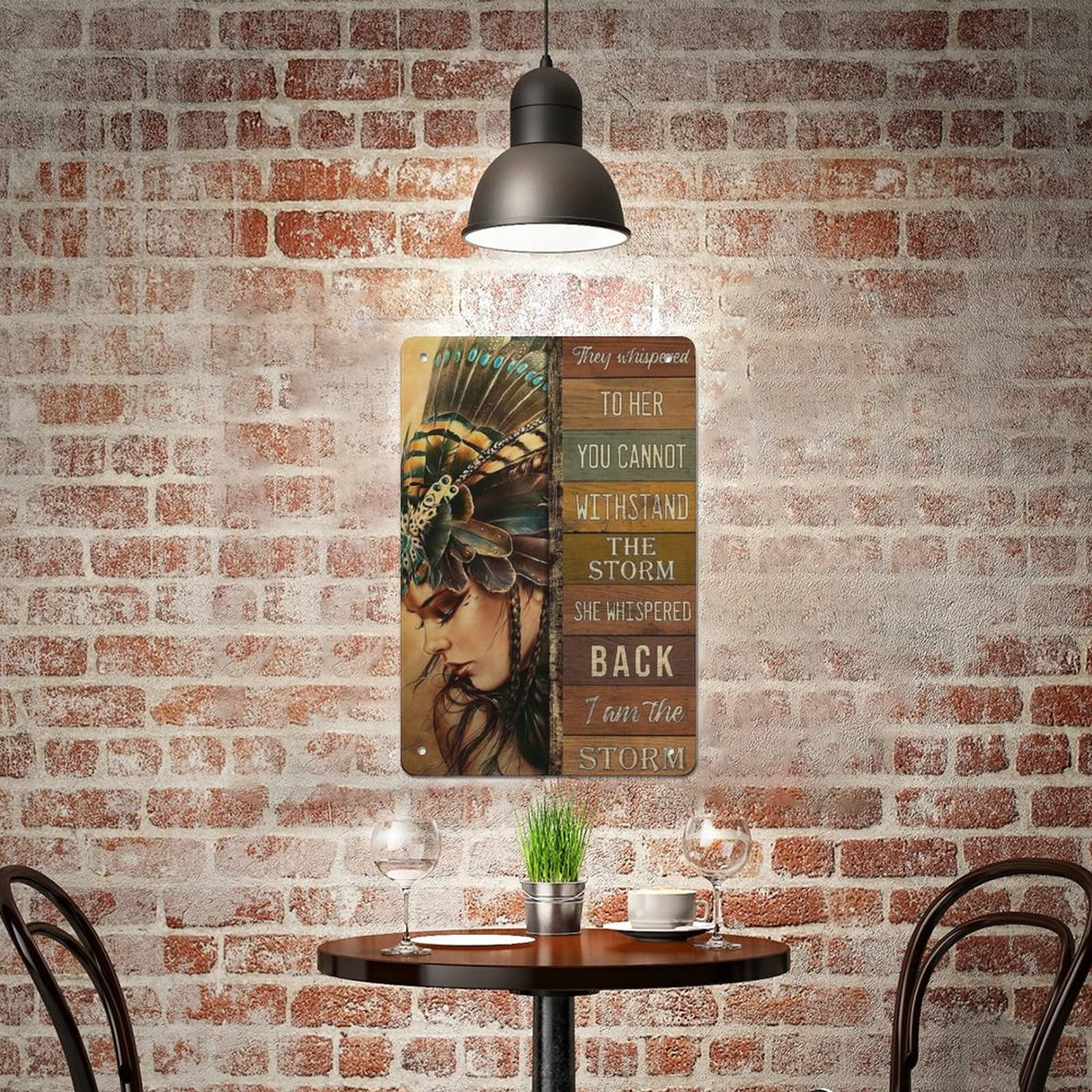 Targa in metallo con scritta in inglese They Whispered To Her You Cannot Withstand The Storm S Home Bar Shop, decorazione da parete, decorazione da parete, poster in metallo, 20 x 30 cm