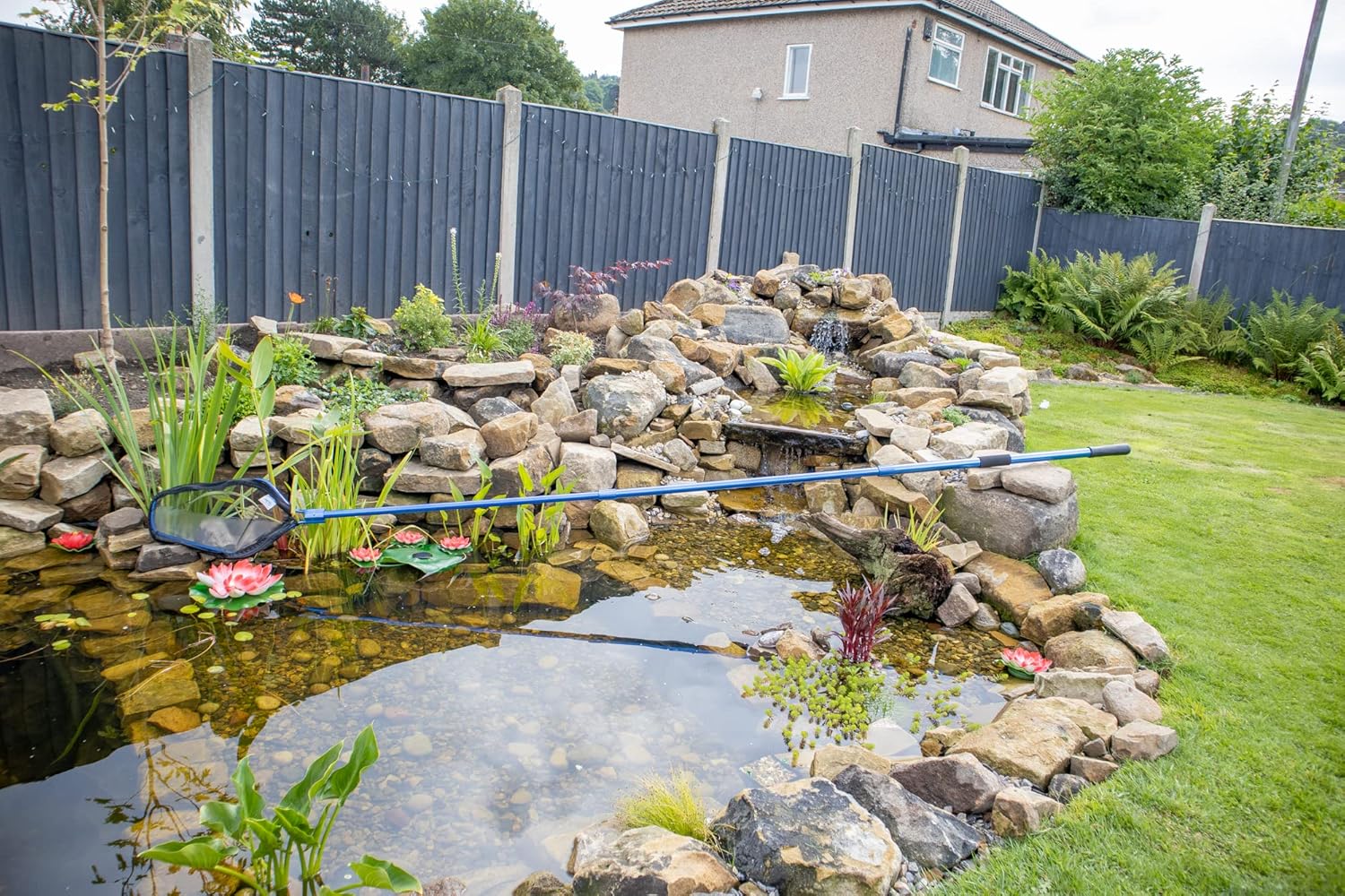 PondH2o Heavy Duty Pond Net System for Koi Fish Ponds, Includes Five (5) Different Net Heads and Three (3) Heavy Duty Poles, All Interchangeable, Water Garden Pond Care Set