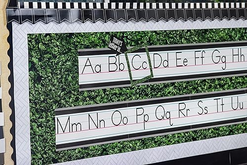 Miniatura 3 de Teacher Created Resources Tablero de anuncios de línea del alfabeto de granja moderna (TCR8338)