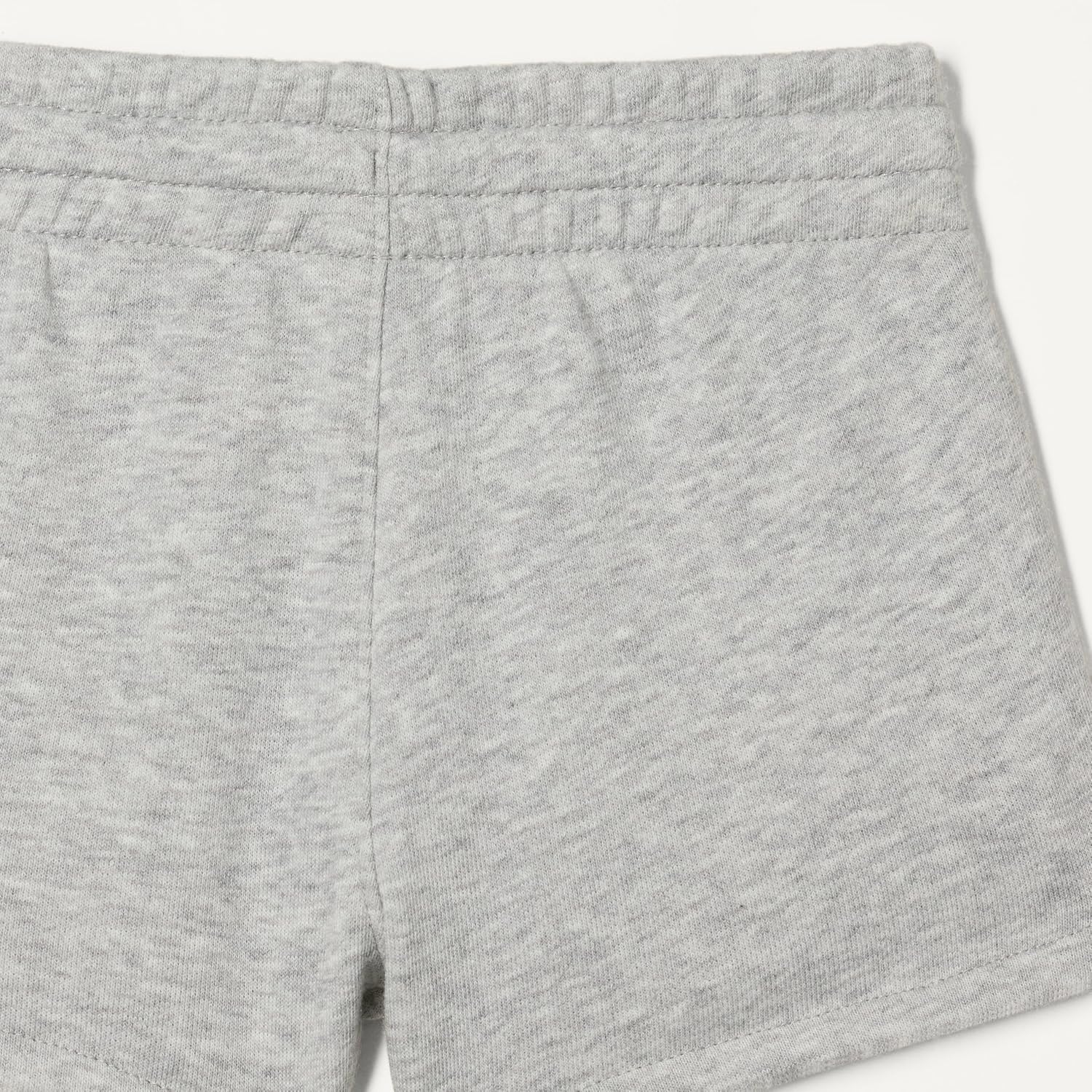 Amazon Essentials Girls and Toddlers' French Terry Sweatshorts, Pack of 2