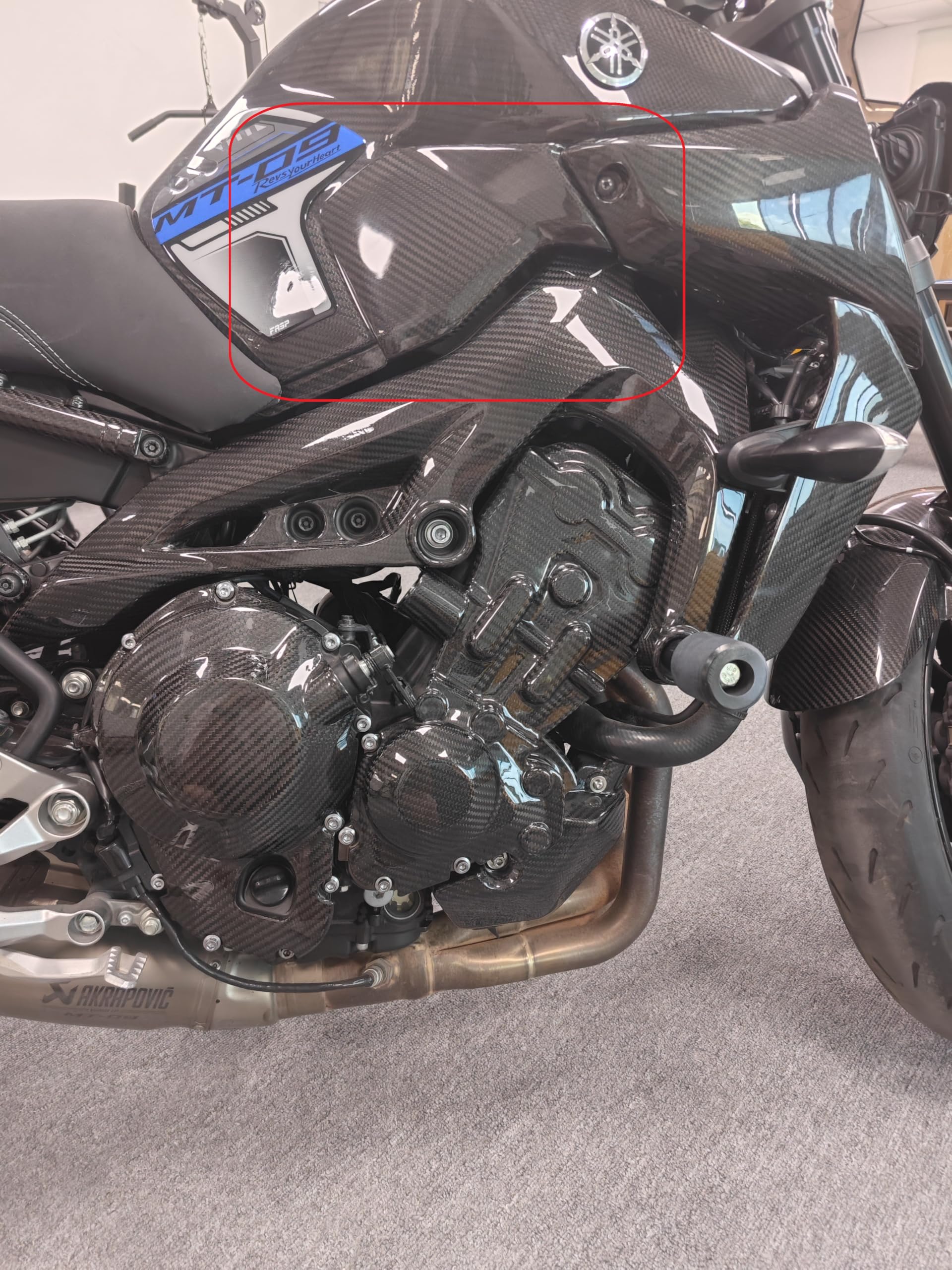 MT09 Tank Side Real Panels Carbon Fiber Tank Side Covers Fairings