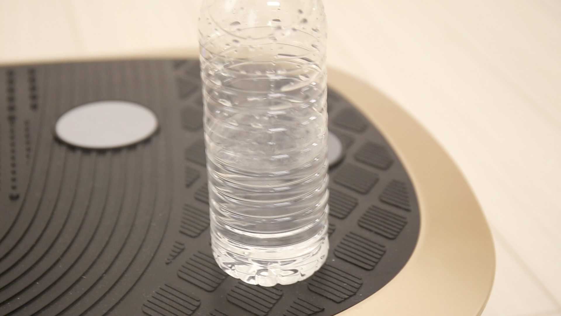 Amazon | RIORES(リオレス) ブルブル振動マシン ボディーシェイカー