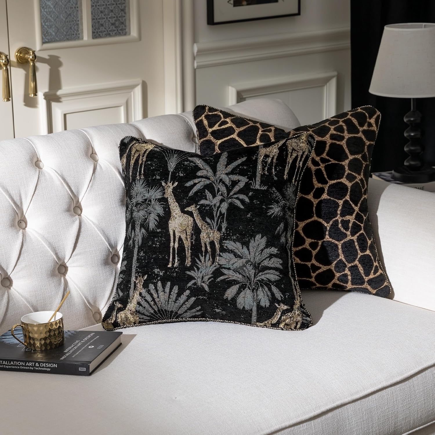 1-Piece Luxury Giraffe Palm Tree Throw Pillow Cover 20 x 20, Safari Wild Animal Pattern Chenille Jacquard Cushion Covers, Vintage Decorative Square Pillowcase for Couch Sofa Bed Car