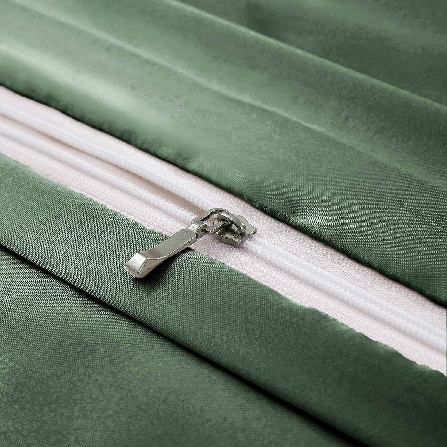 Ersmak 6 Pieces Satin Duvet Cover Full/Queen Size Luxury Silky Bedding Duvet Cover Set with 1 Soft Duvet Cover, 4 Queen Pillowcases and 1 Body Pillowcase, Emerald Green