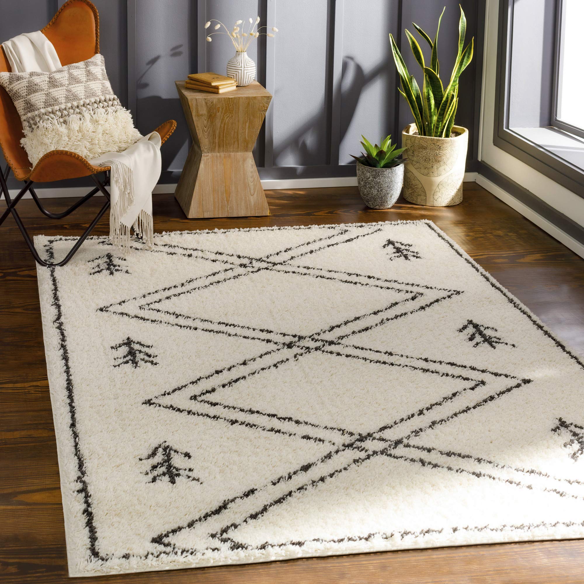 Artistic Weavers Fidelia Geometric Global Area Rug, 2'7" x 7'3", Charcoal/Cream