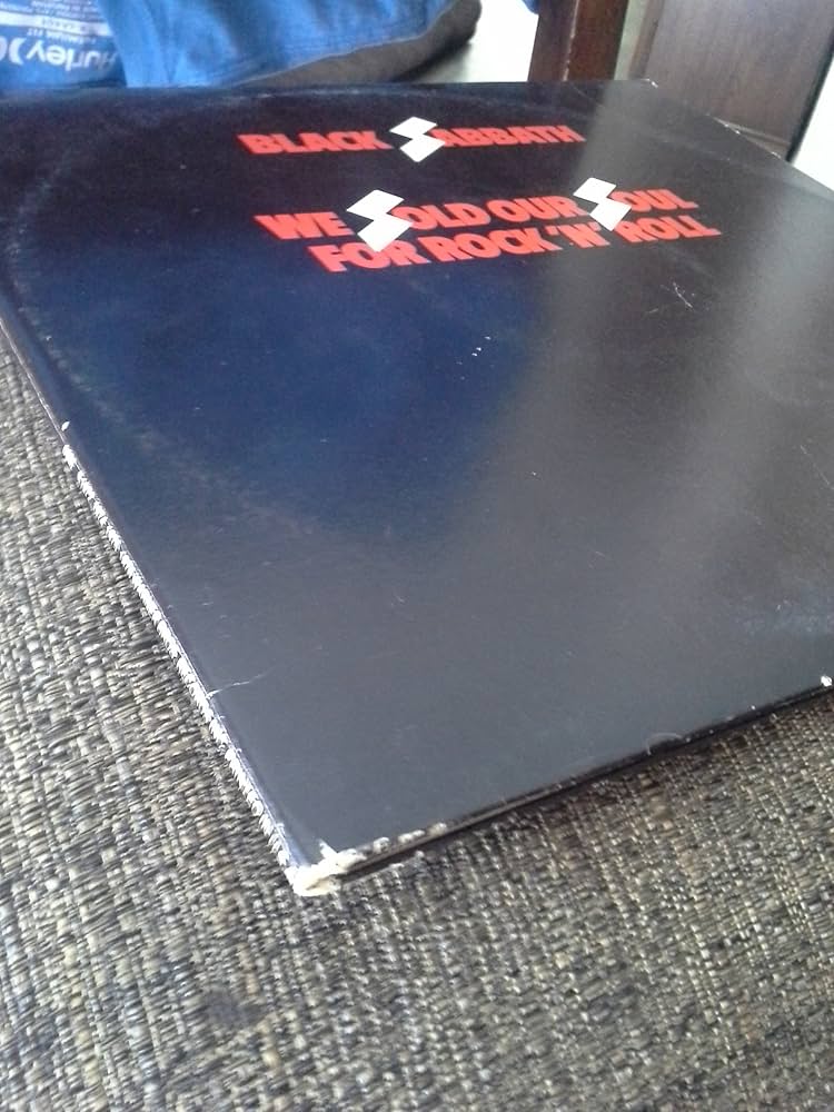 USオリジナル　ブラック・サバス　We Sold Our Soul for‥ Amazon.com: We Sold Our Souls for Rock 'N Roll: CDs & Vinyl