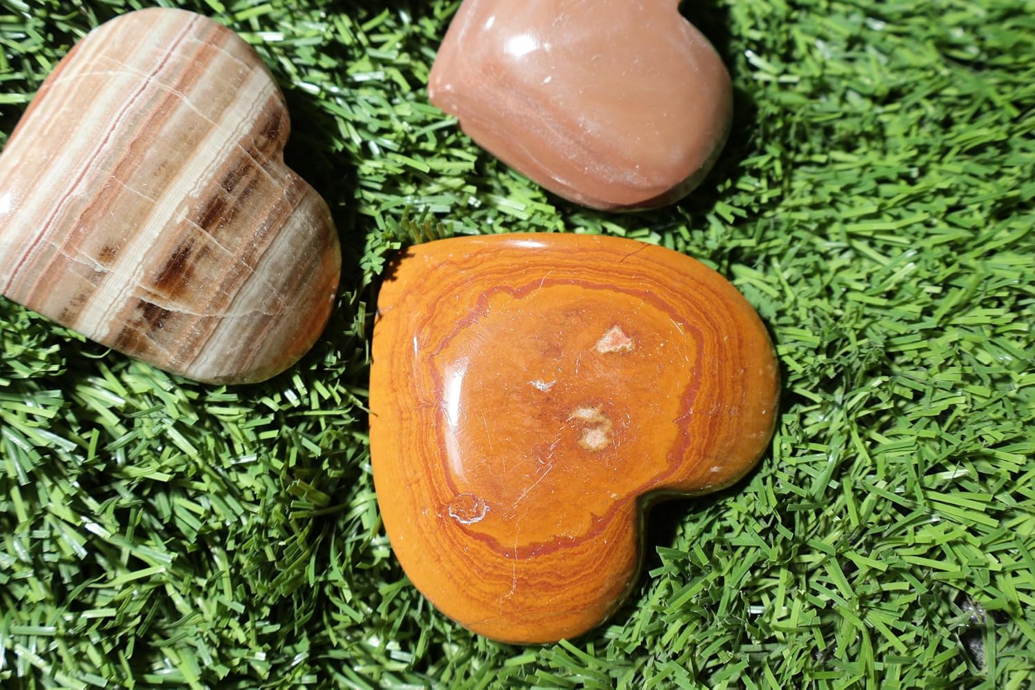 4 Pieces of Natural Agate Heart-Shaped Stones - Assorted Agate Types and Colors - Unique Gifts for Energy and Decor A160