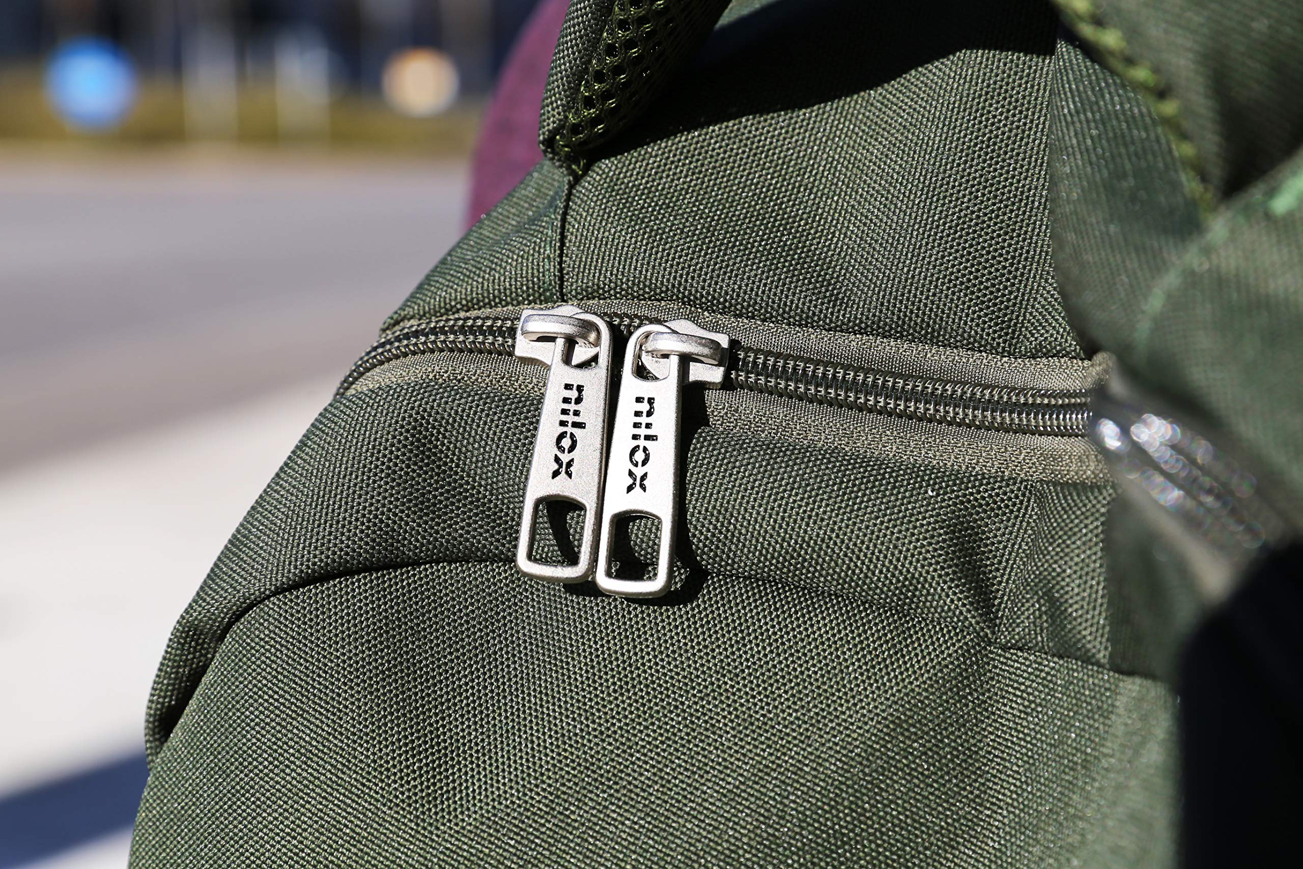 Nilox Backpack 15.6" Everyday Eco Green, Zaino Porta PC con Doppio Scompartimento Interno, Realizzato in Materiale Riciclato da Bottiglie di Plastica, Verde