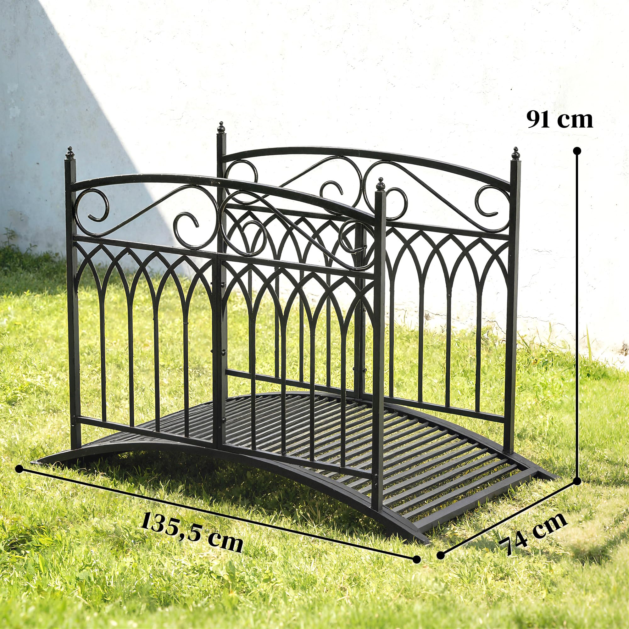 Outsunny Pont de Jardin en Métal Style Baroque - Passerelle Décorative avec Garde-Corps 91cm et Charge 100kg - Pont d'Extérieur 135cm Antirouille pour Bassin Étang Ruisseau et Jardin Japonais, Noir