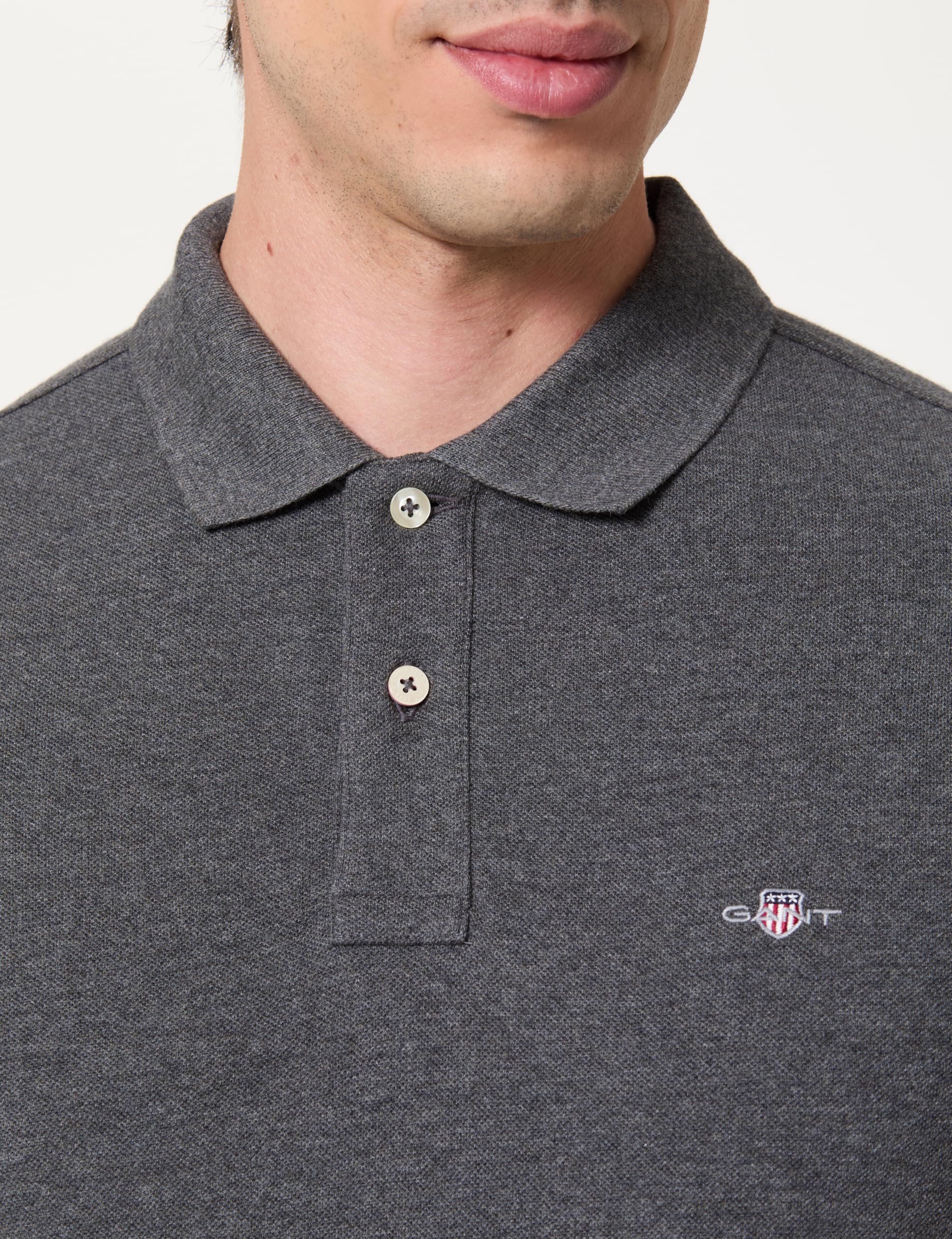 Gant REG EMB Archive Shield Polo – Bild 2