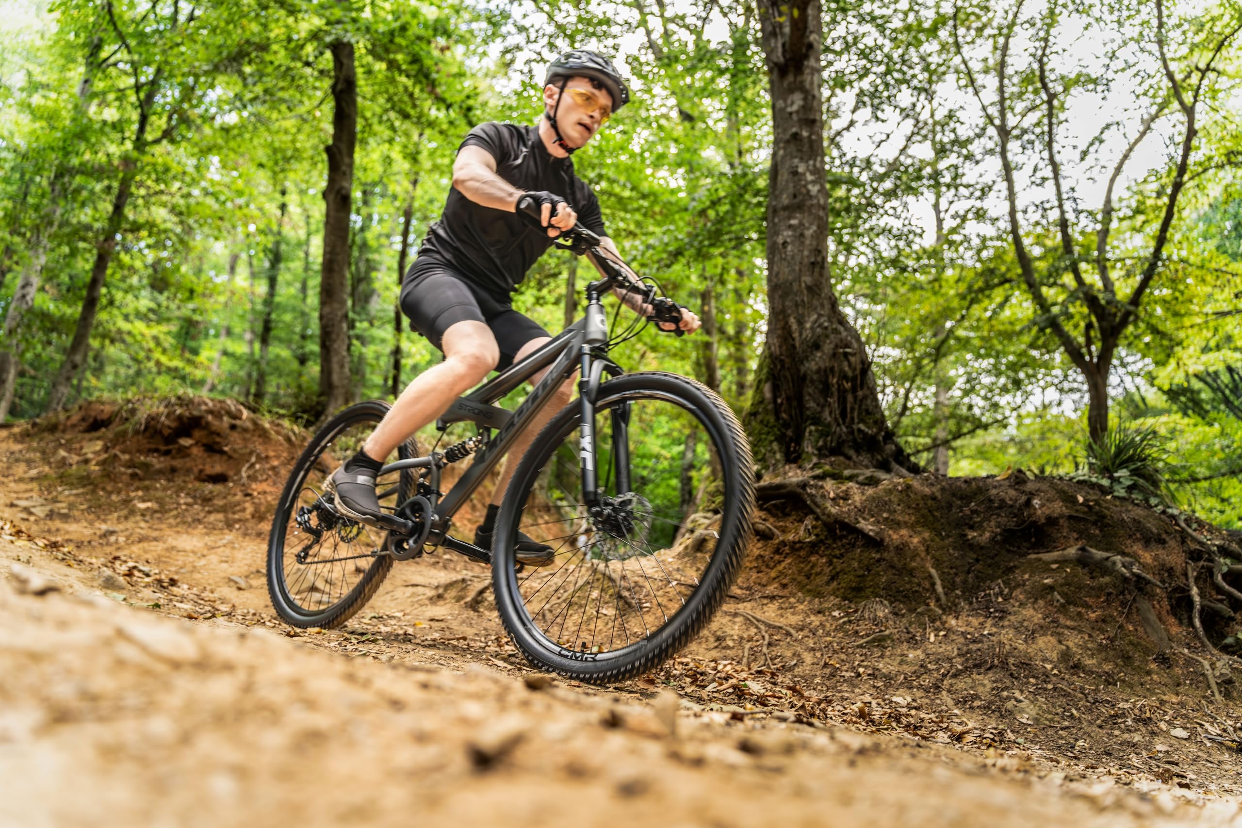 Licorne Bike - Bicicleta de montaña 2D de alta calidad, 26, 27,5 y 29 pulgadas, con frenos de disco delanteros y traseros, cambio de 21 velocidades, suspensión completa