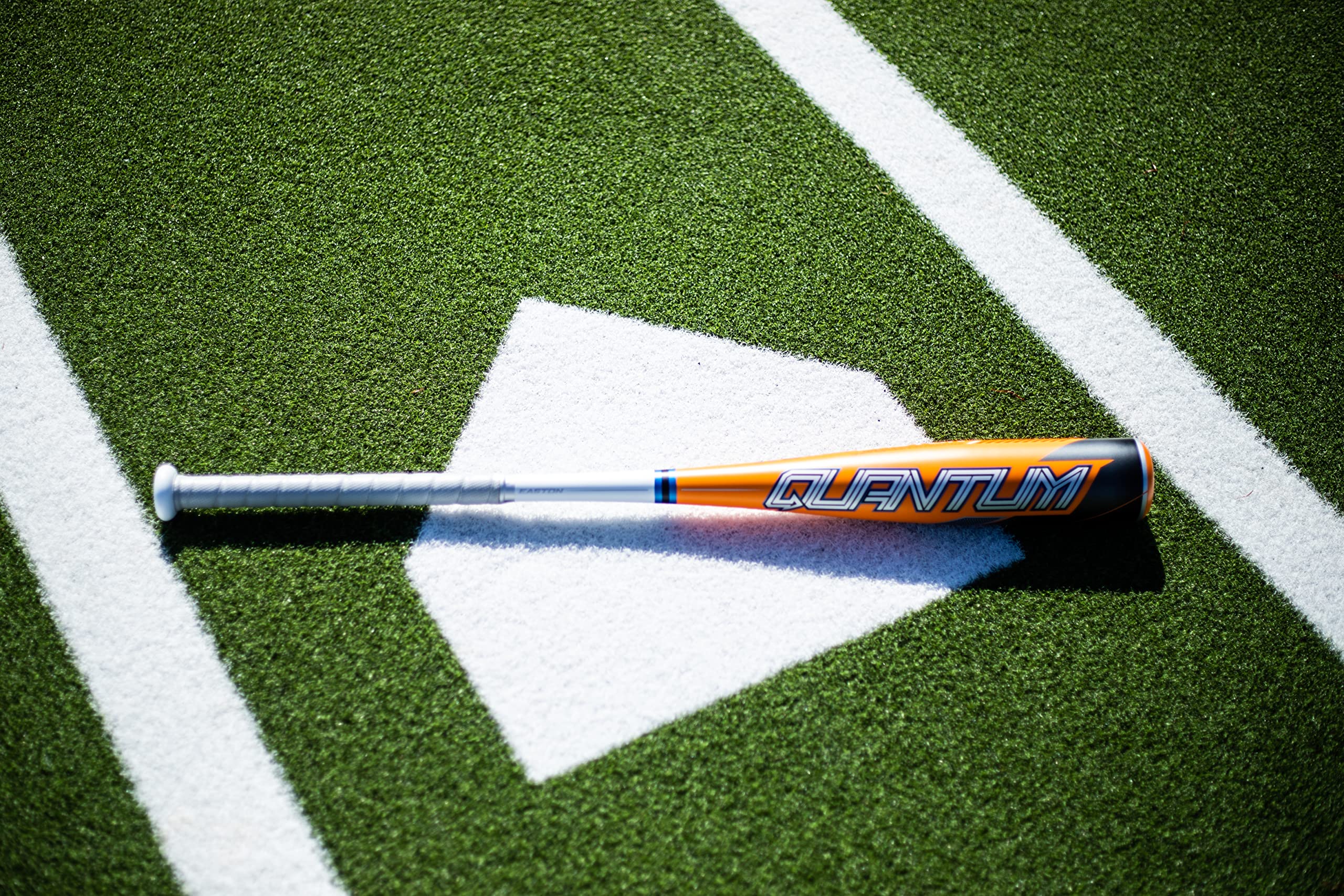 EASTON Quantum -11 USA Baseball Bat, 26/15oz, Big Barrel