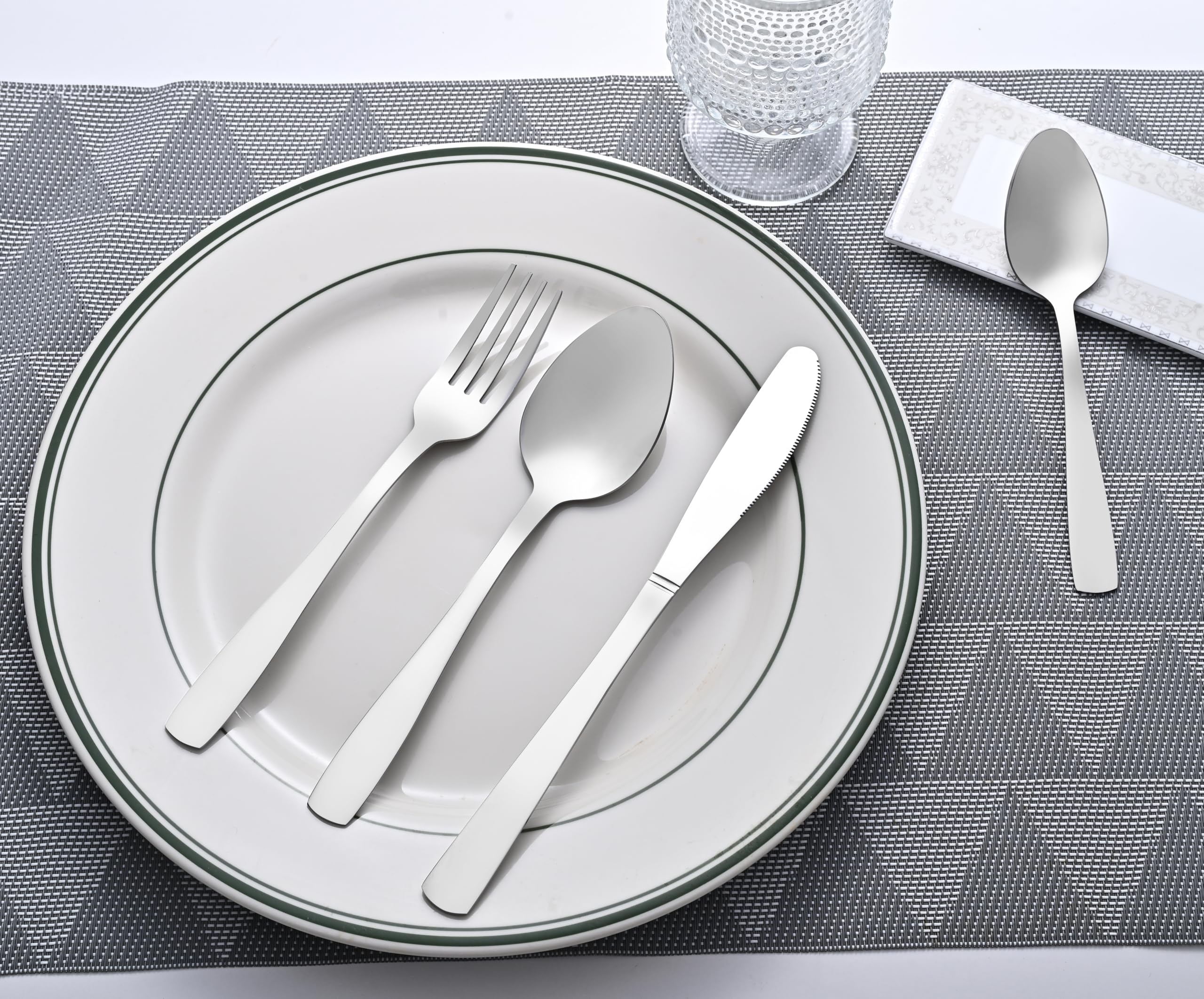 Juego de Cubiertos de Acero Inoxidable de 16 piezas -Otto Koning Hannover- pulido brillante. Cubertería para 4 personas. Set con Cuchara Cuchillo y Tenedor, Diseño Sencillo. Apto para lavavajillas