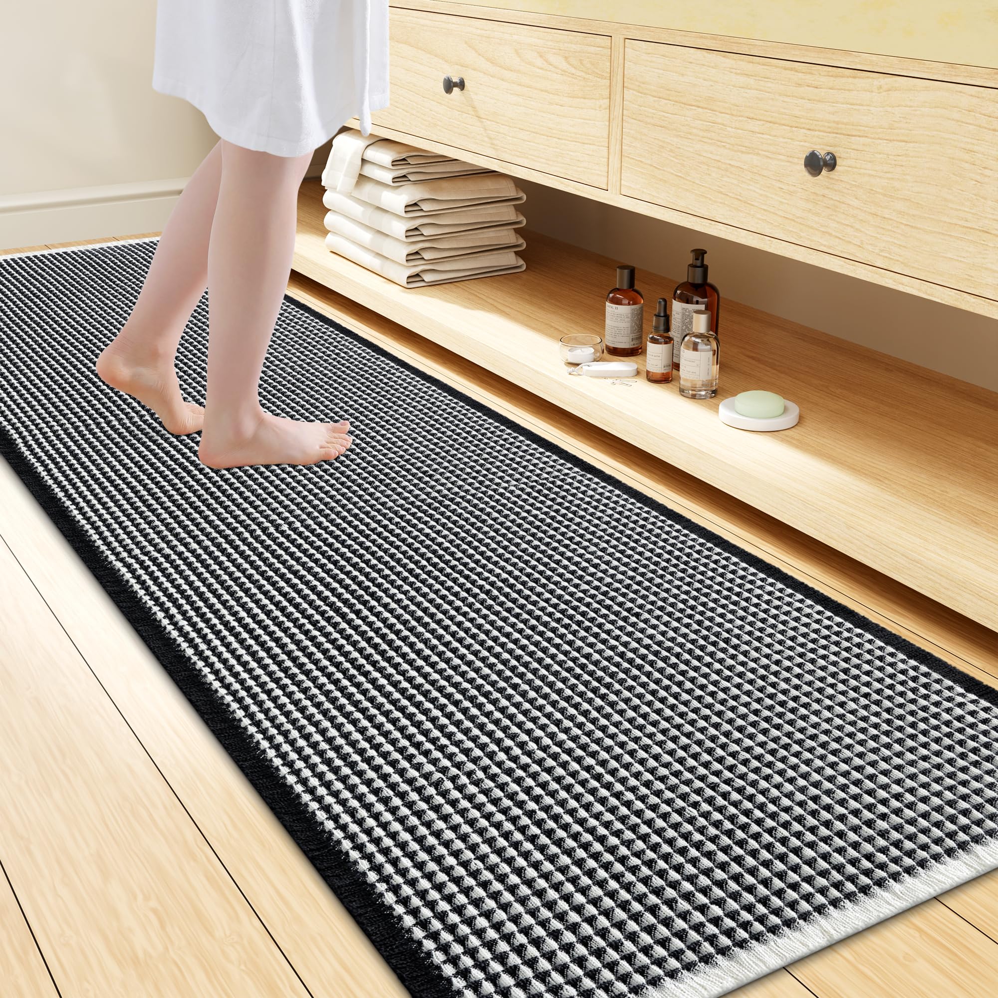 Smiry Waffle Bath Mat 72X24, Soft Absorbent Bathroom Rugs, Black &amp; Cream