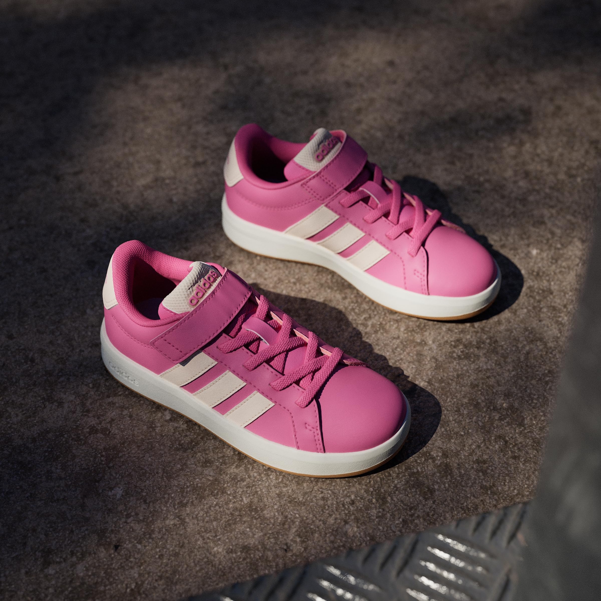 adidas Uniseks - dzieci GRAND COURT 3.0 SHOES CHILDREN, pink fusion/wonder quartz/off white, 29 EU