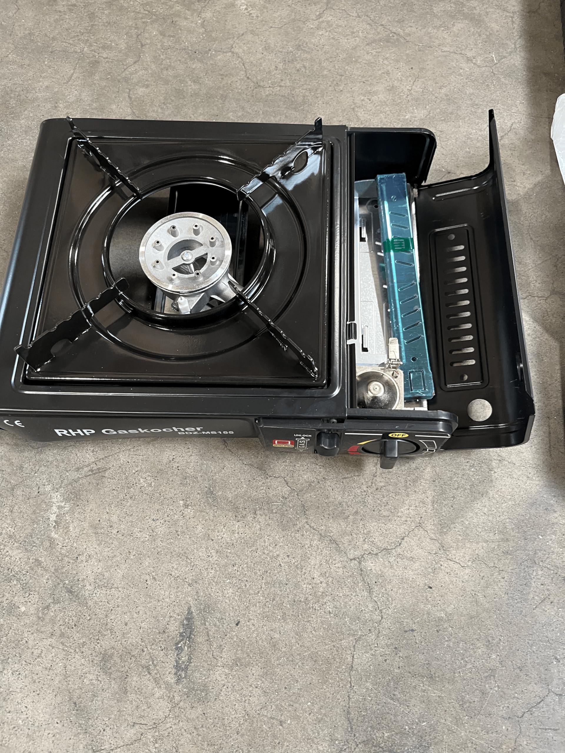 RHP Réchaud à gaz d'extérieur - Pour camping, voyage, vacances, randonnée, pique-nique, jardin - Avec mallette pratique - Jusqu'à 30 % de consommation de gaz en moins